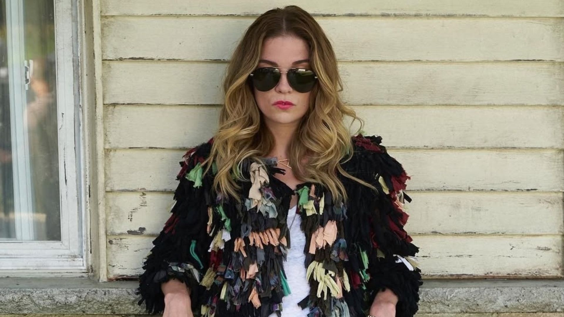 Annie Murphy plays Alexis Rose in Schitt&#039;s Creek (Image Via Instagram/@schittscreek)