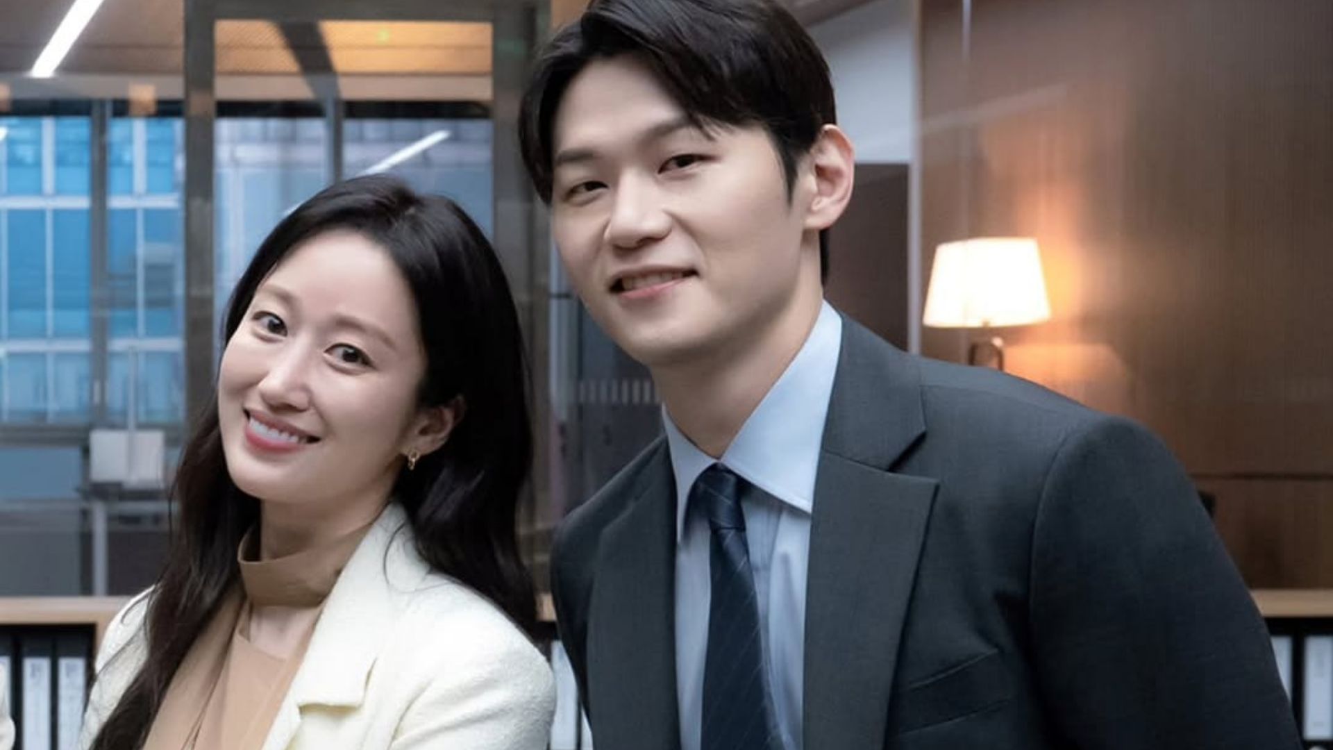 Min-jeong and Jin-woo (Image via Instagram @jtbcdrama)