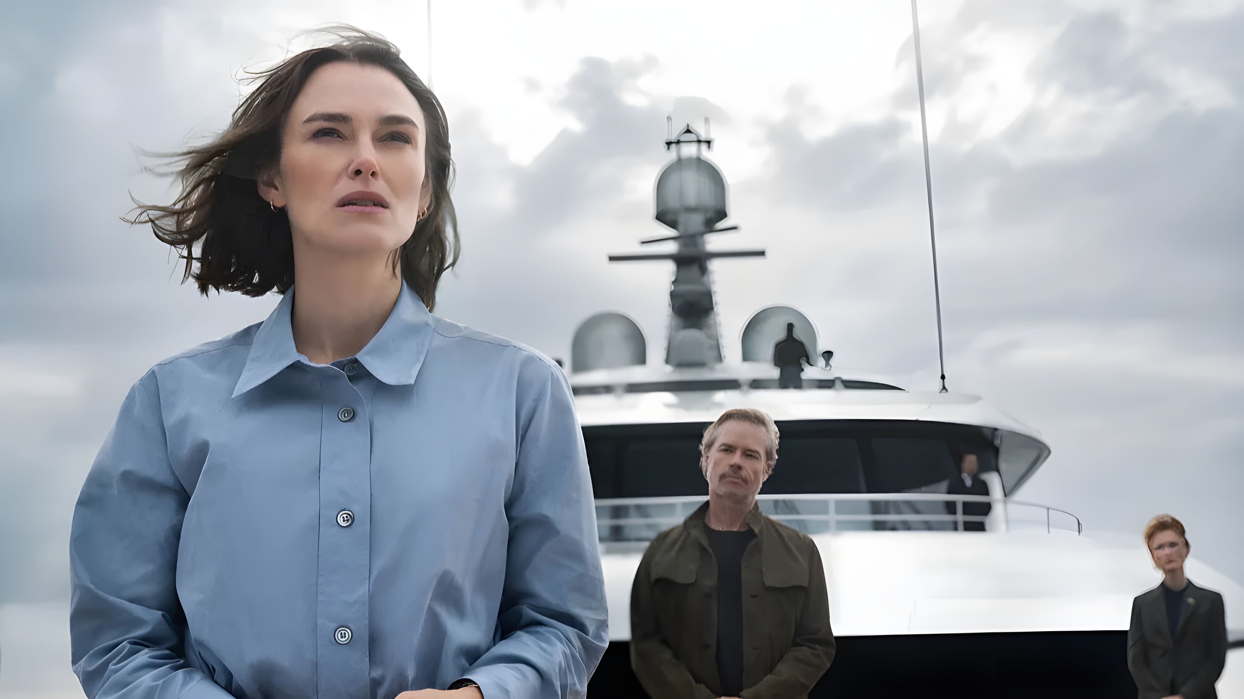 Keira Knightley and Guy Pearce The Woman in Cabin 10 (Image via Instagram/netflix_in)
