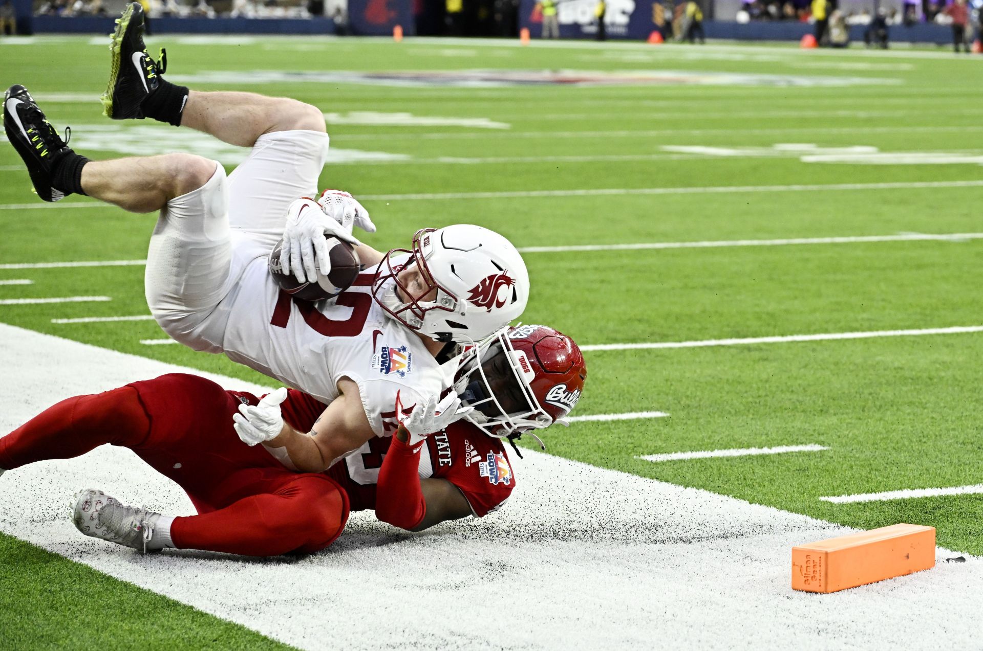 Fresno State Bulldogs defeated the Washington State Cougars 29-6 to win the Jimmy Kimmel LA Bowl. - Source: Getty
