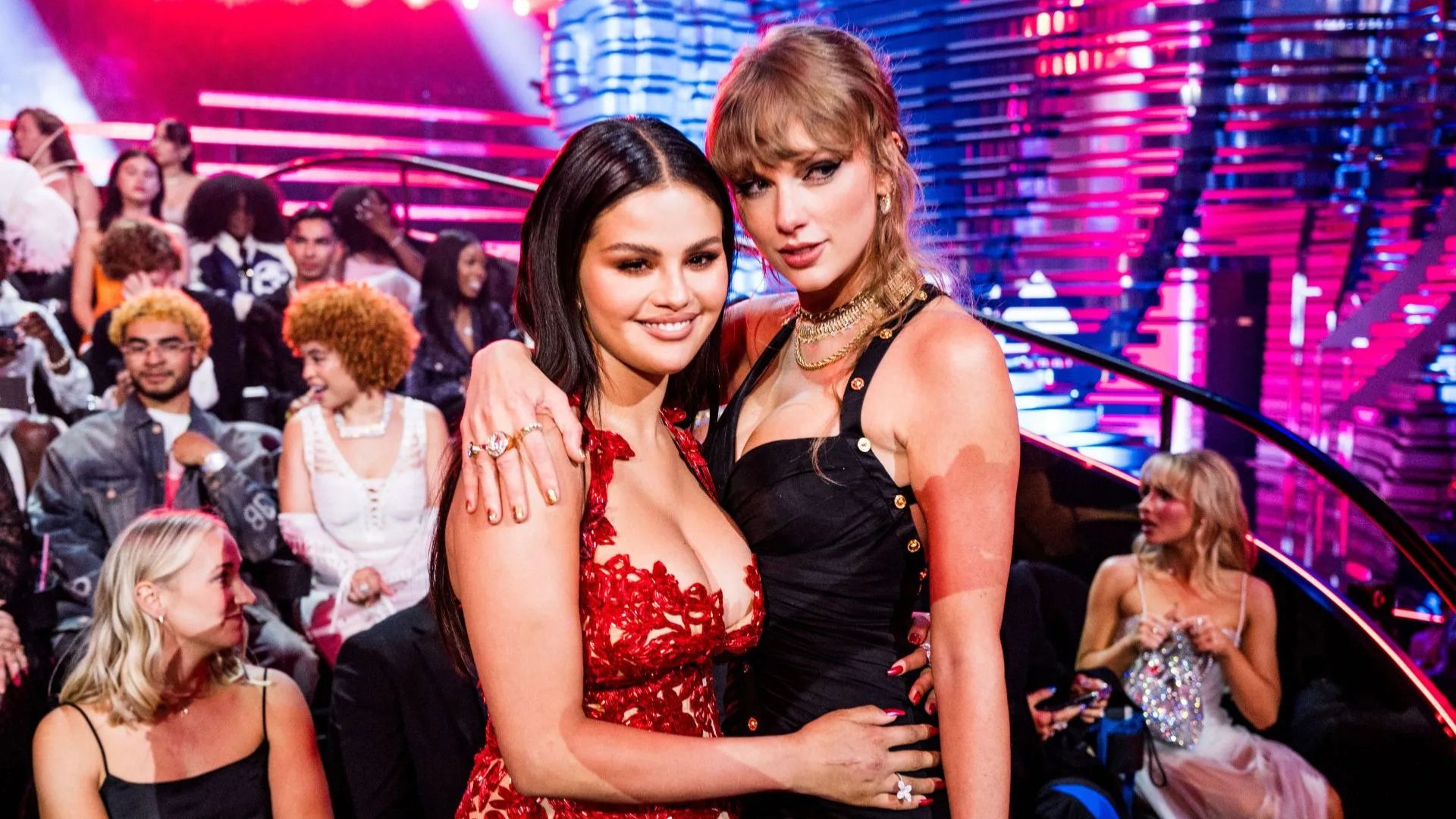 Selena Gomez shares Taylor Swift