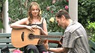 Tessa has been giving Daniel guitar lessons on The Young and the Restless | Image: CBS