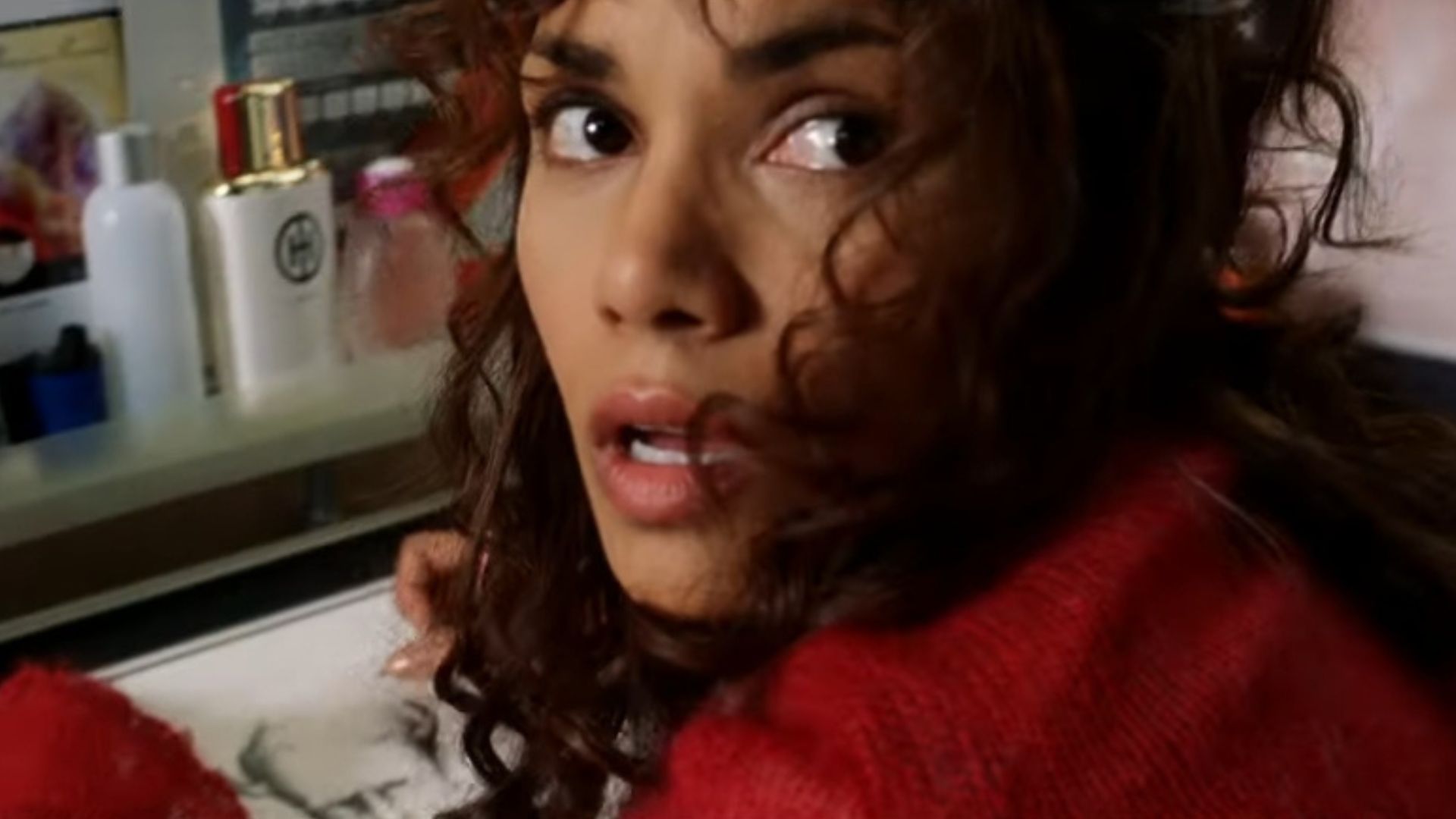 Halle Berry in Catwoman (2004) | Image via: Village Roadshow Pictures