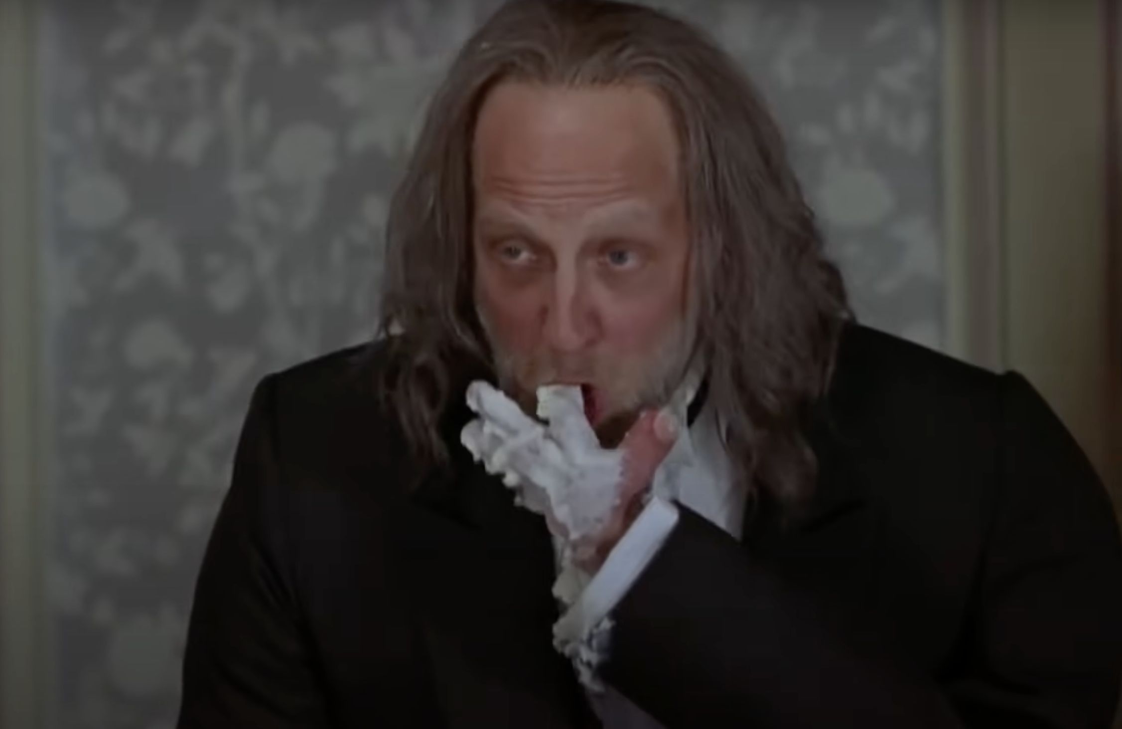 Which Scary Movie has the man with little hand and who is the character? (Image Via Wayans Bros. Entertainment)