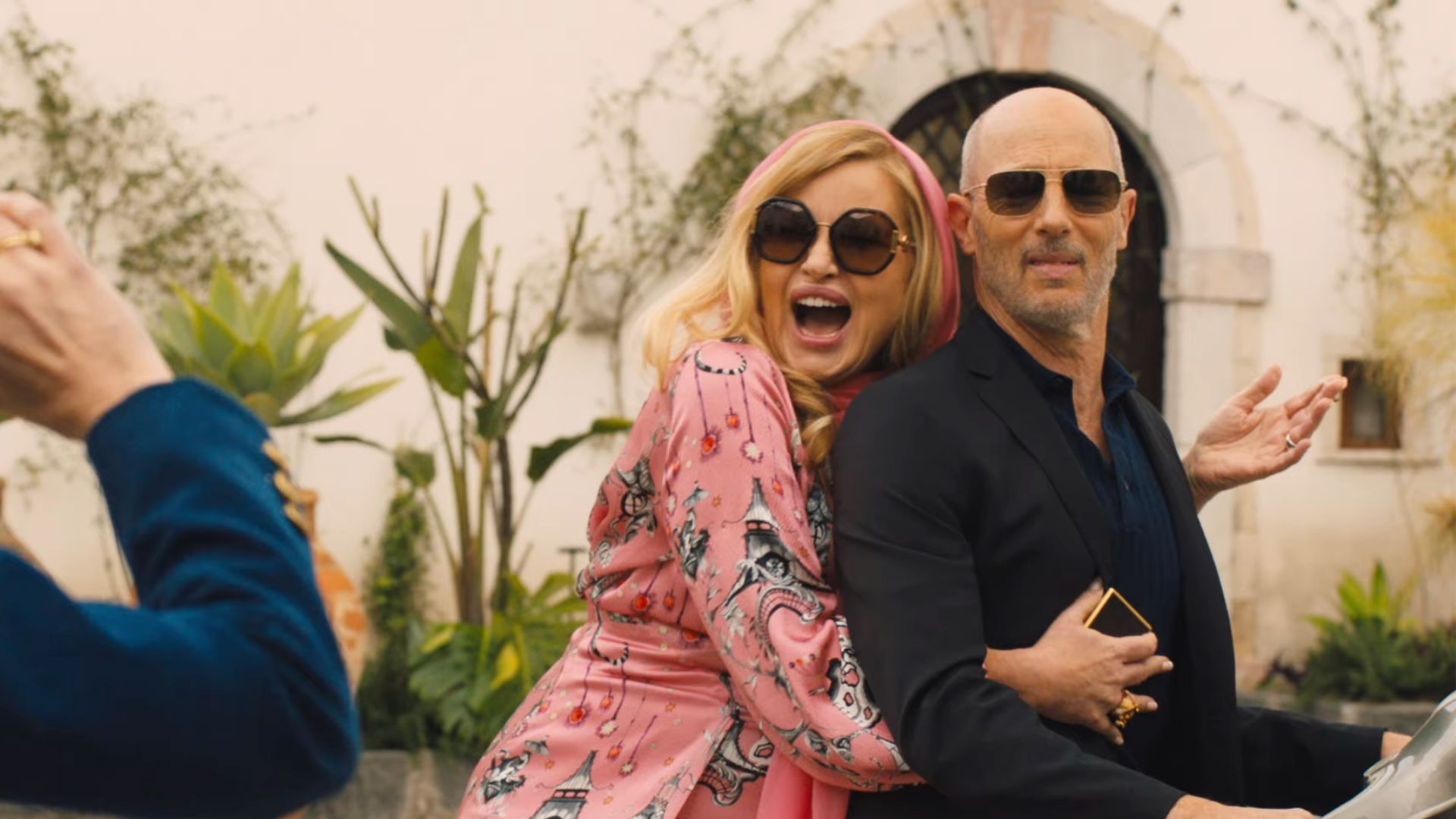 Jennifer Coolidge and Jon Gries in The White Lotus | Image via YouTube/HBO