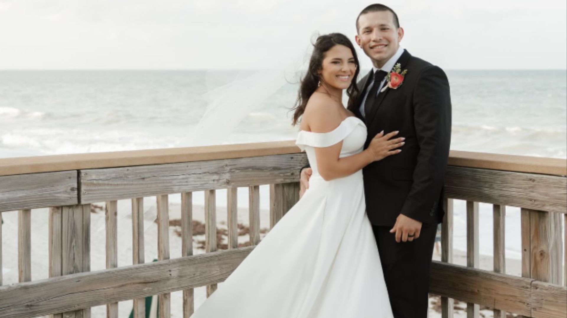 Javi Marroquin and Lauren Comeau (Image via Instagram)