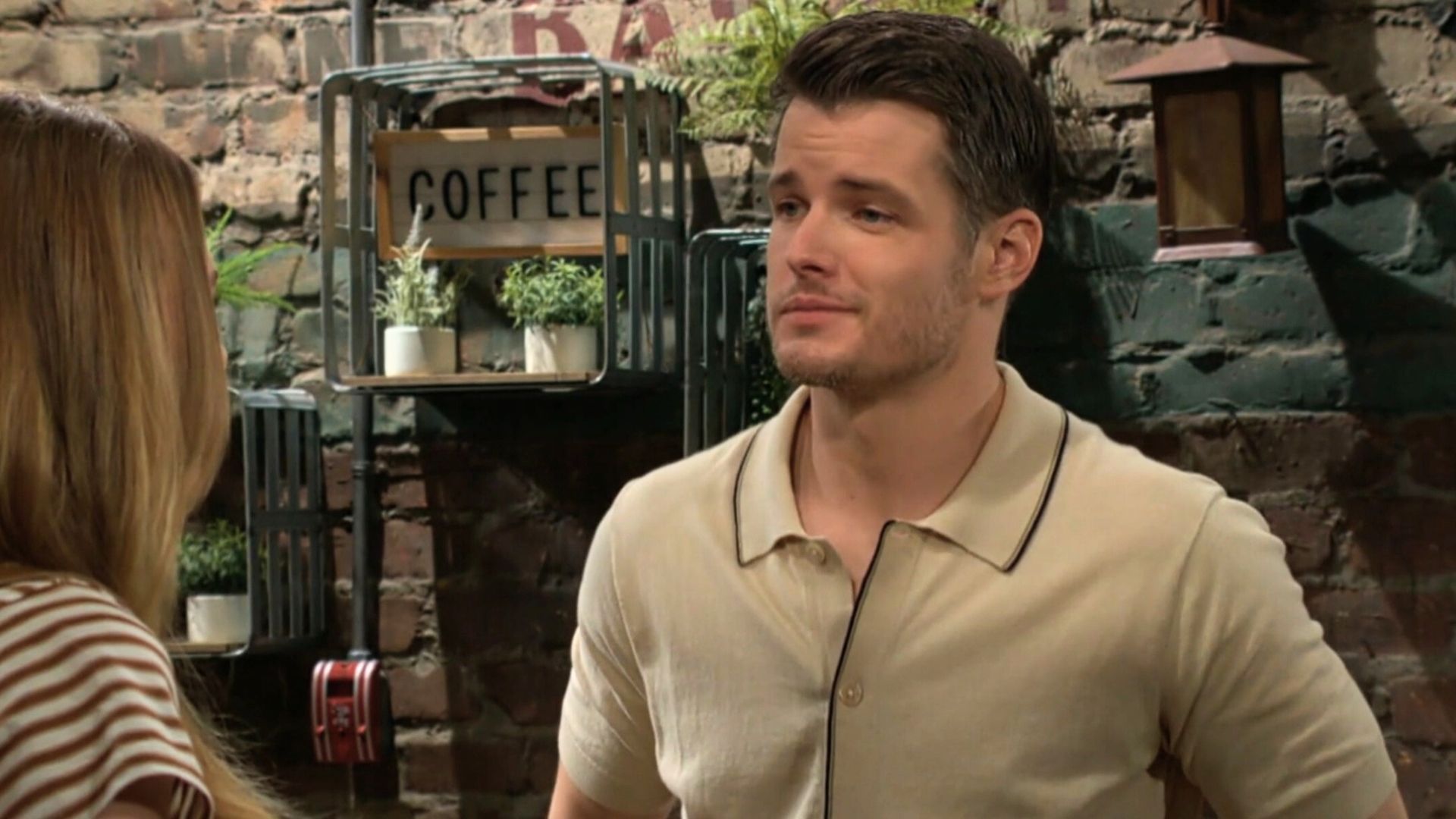 Kyle thinks he can charm his way back on The Young and the Restless | Image: CBS