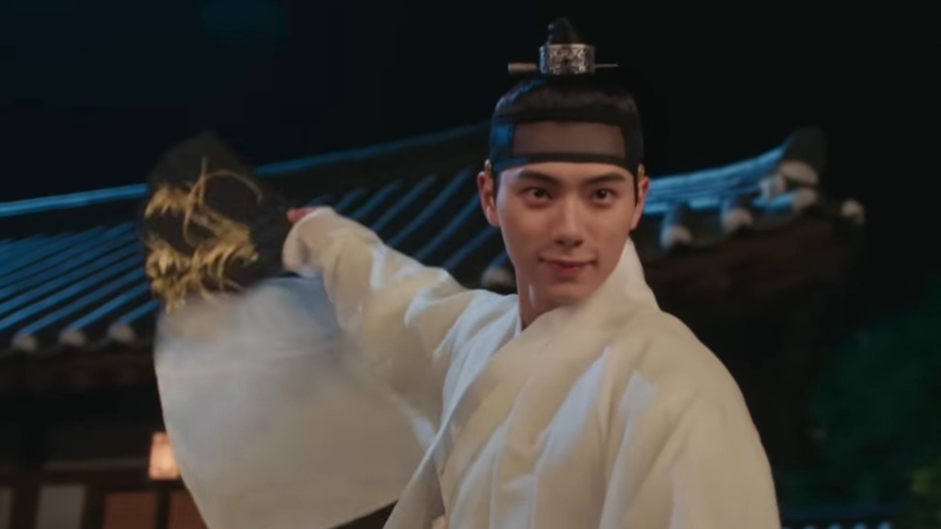 Bon App&eacute;tit, Your Majesty | Image via: Jung Universe