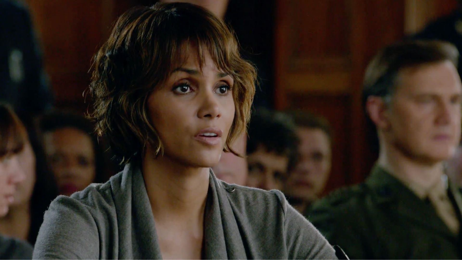 Halle Berry starrer science fiction series Extant (Image via YouTube/CBS Studios)