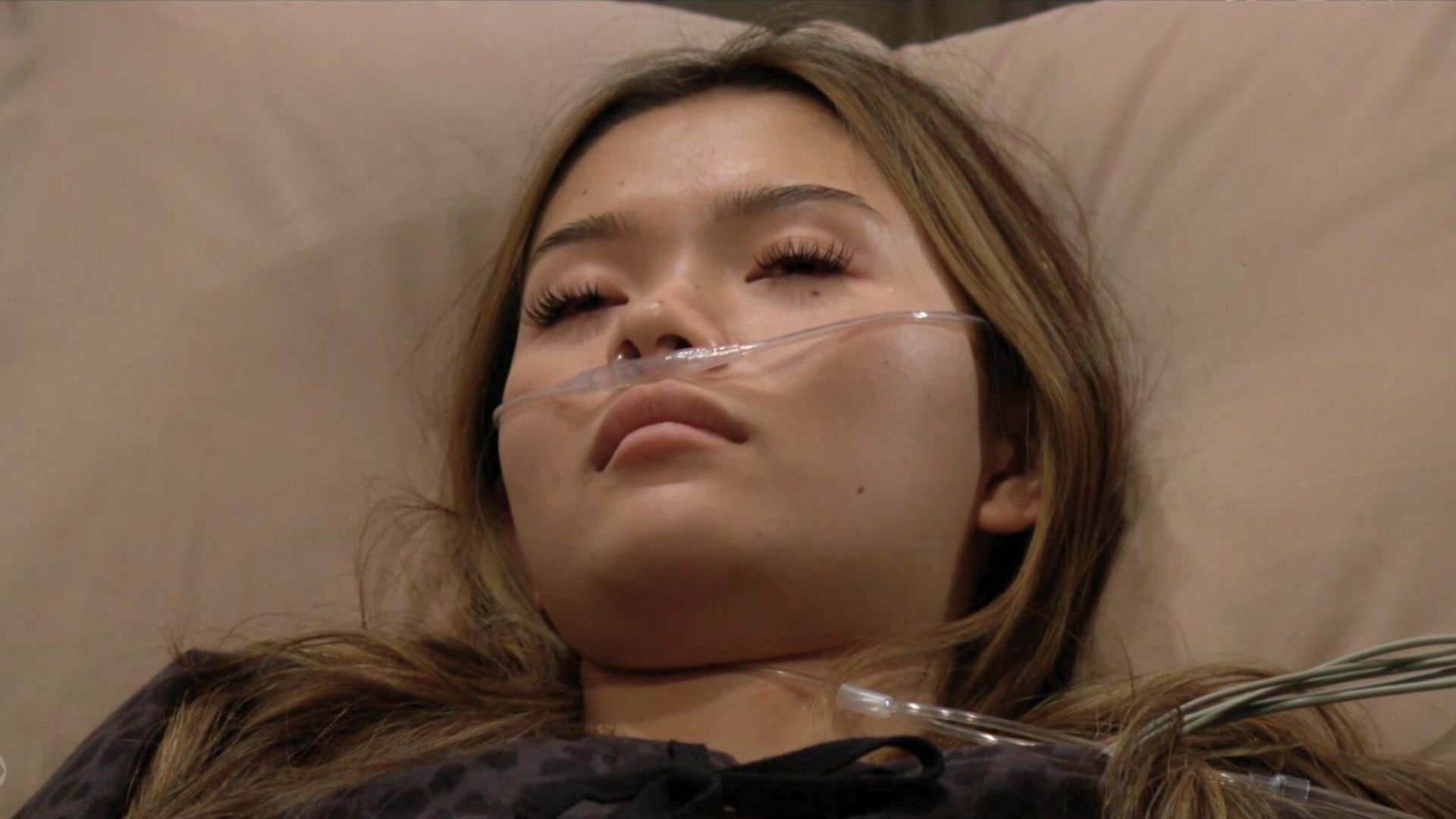 Luna wakes up on The Bold and the Beautiful | Image: CBS