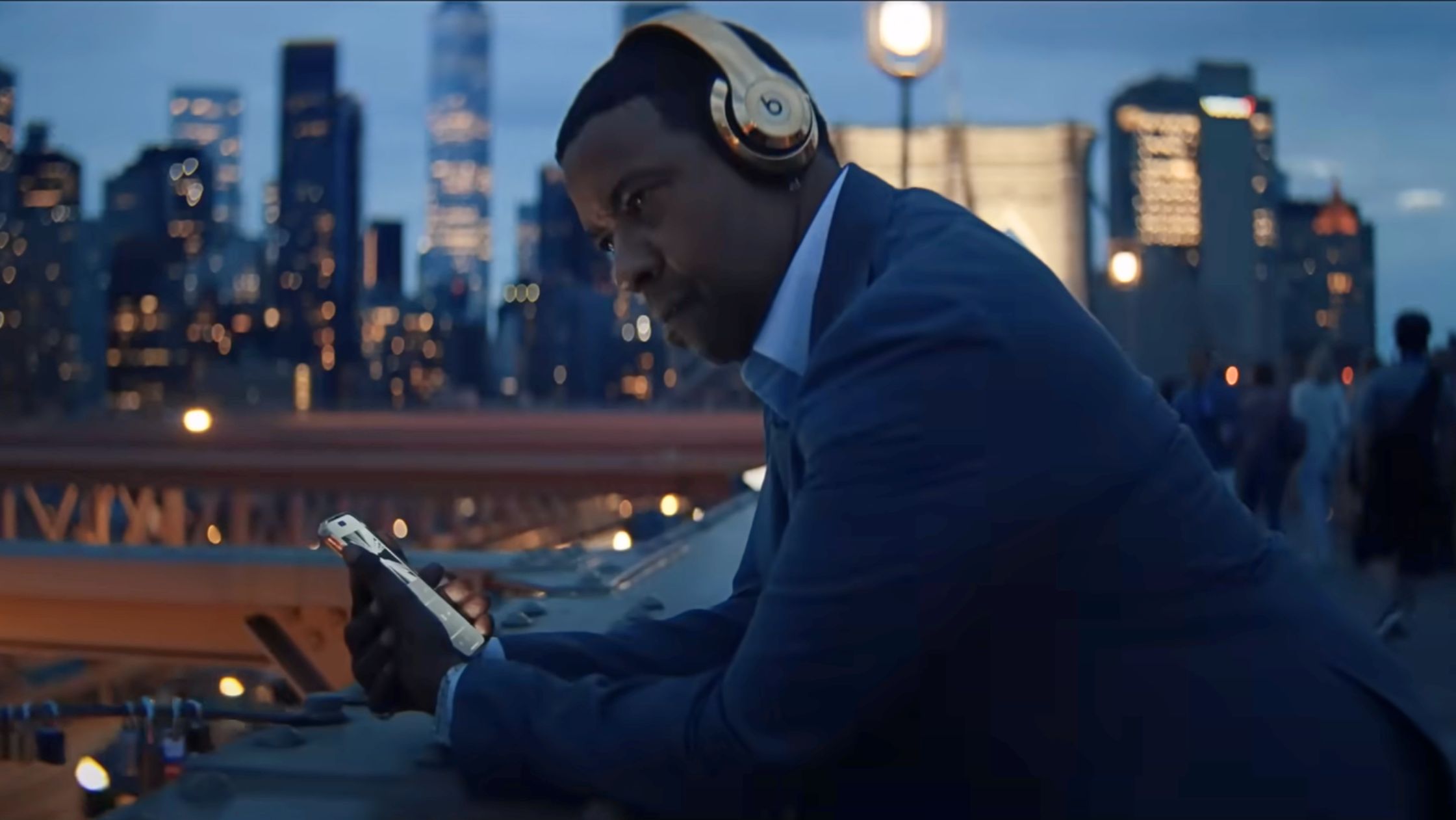 Highest 2 Lowest filming locations include places from New York (Image via YouTube/A24)
