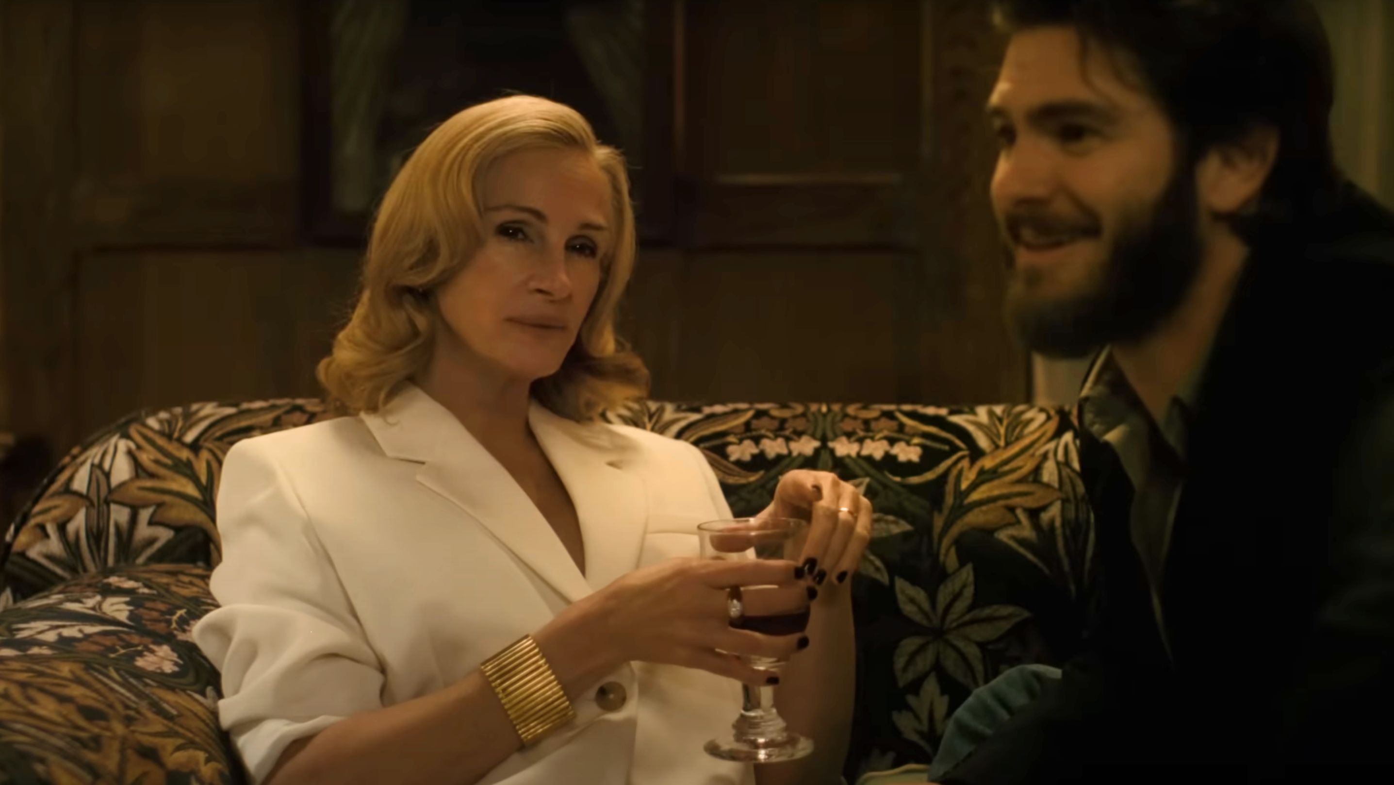 Julia Roberts in Luca Guadagnino&rsquo;s After the Hunt (Image via YouTube/Amazon MGM Studios)