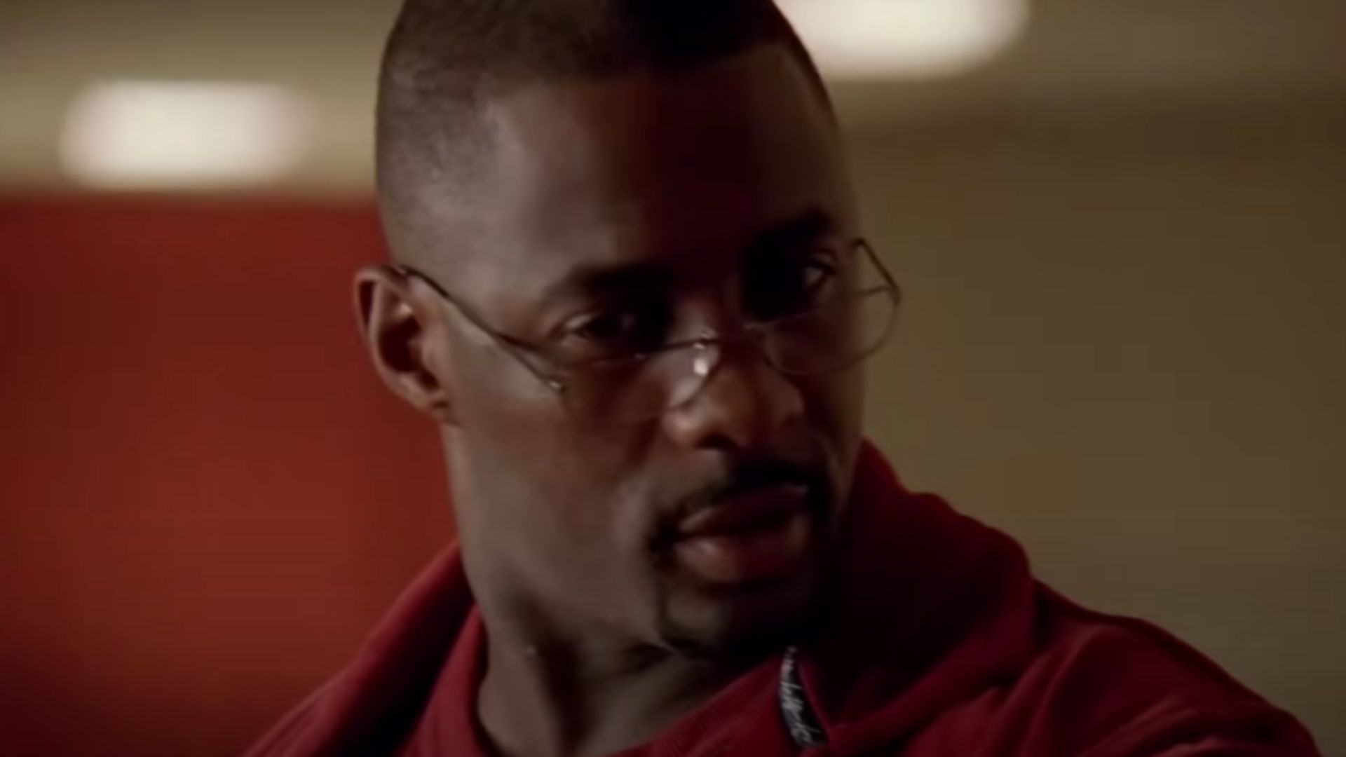 Idris Elba as Russell &quot;Stringer&quot; Bell in The Wire | Image Via: HBO Entertainment