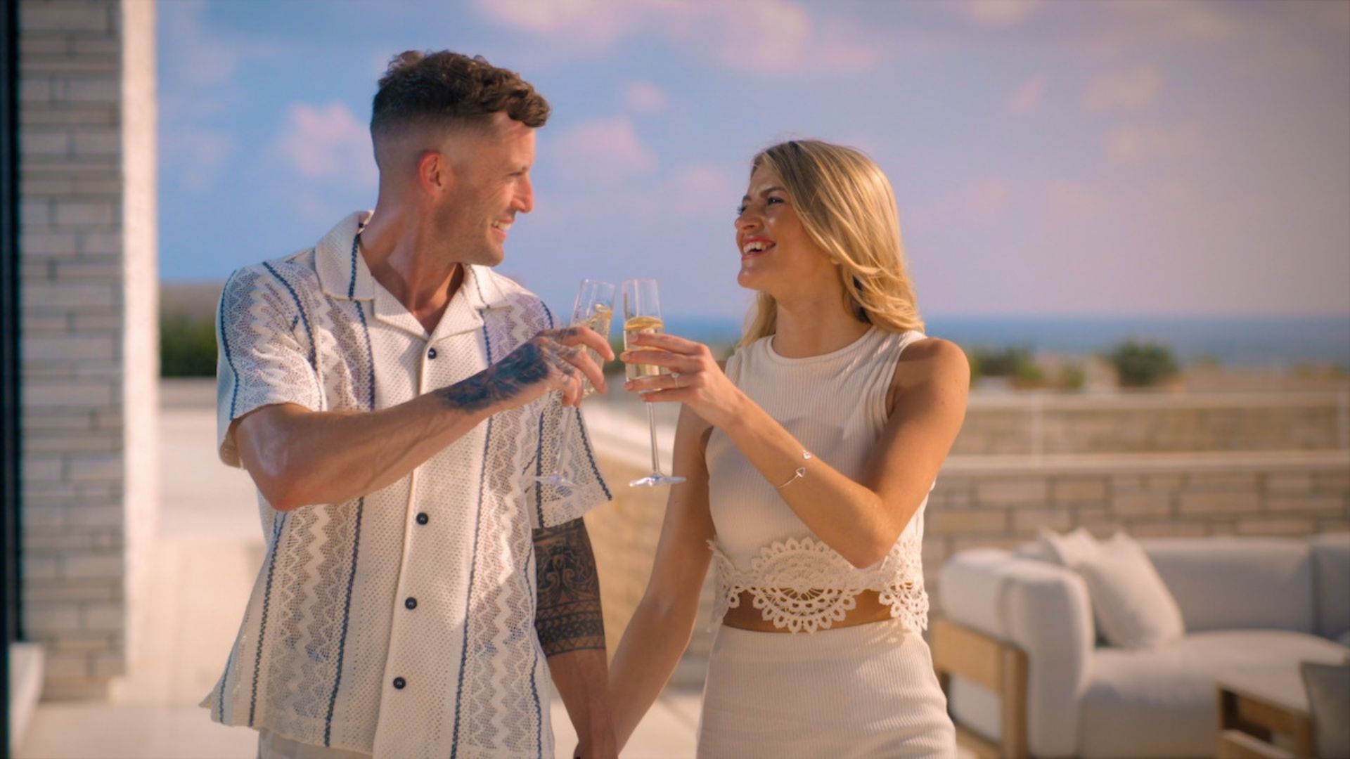 Billy and Ashleigh from Love is Blind: UK Season 2 | Image via Netflix/ Tudum