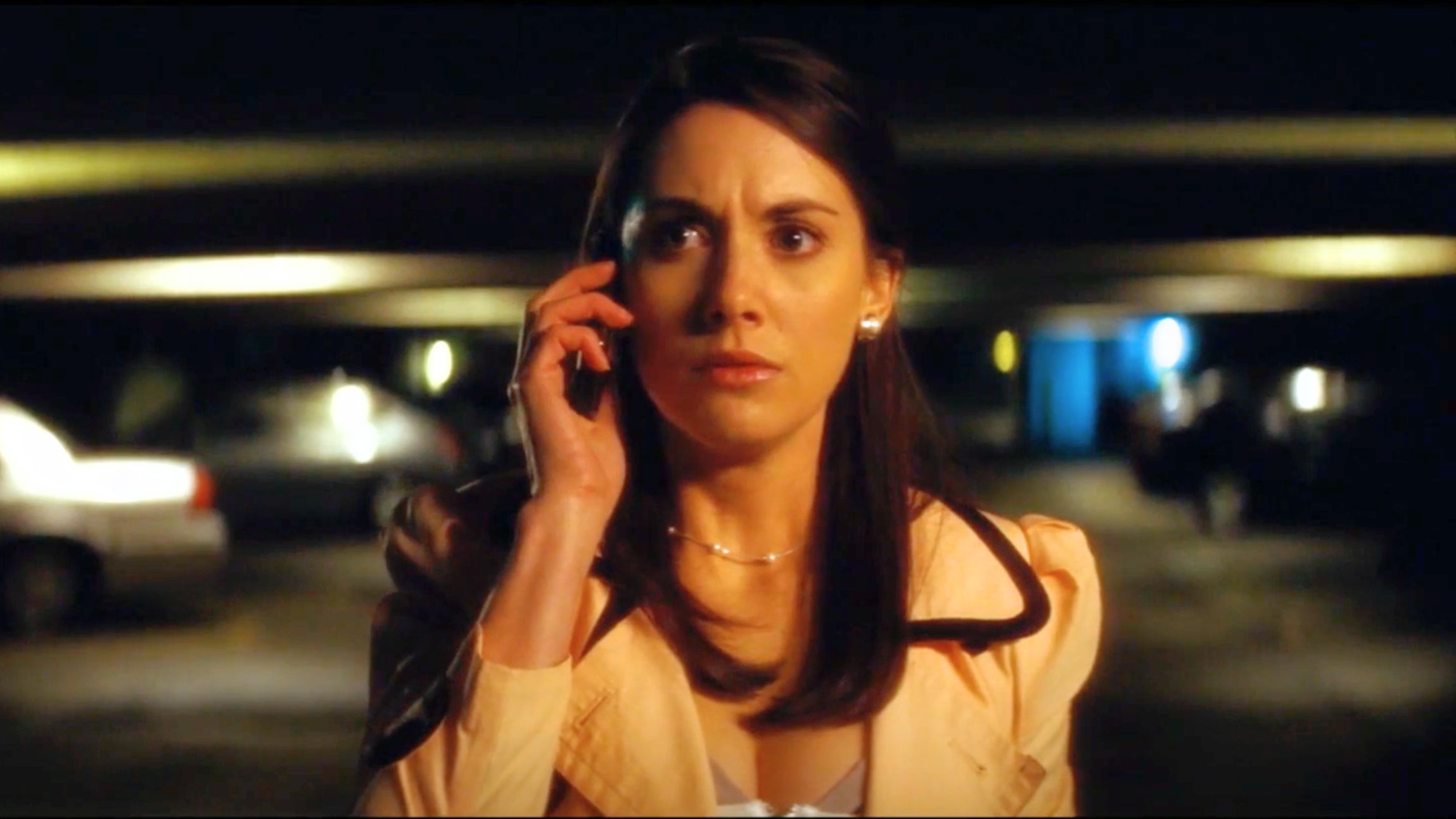 Alison Brie starred as Rebecca Walters in Scream 4 (Image via Youtube/Movieclips)