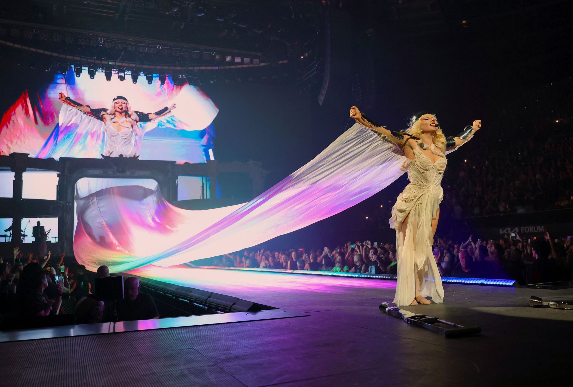 Lady Gaga - The MAYHEM Ball Tour - Los Angeles - Source: Getty