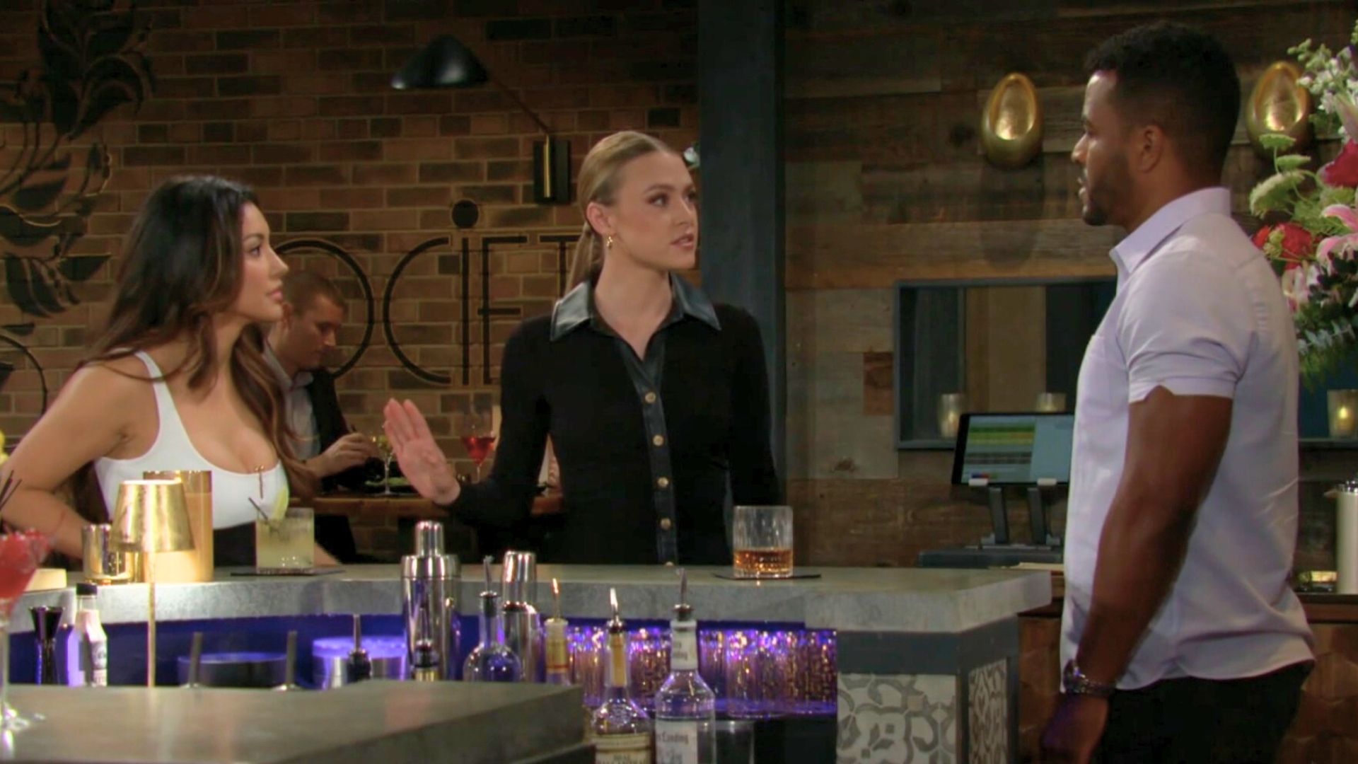 Claire tells Audra to talk to the hand on The Young and the Restless | Image: CBS