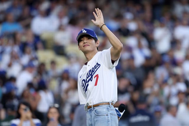 Bts Taehyung S La Dodgers Compilation Video Draws Admiration From Fans