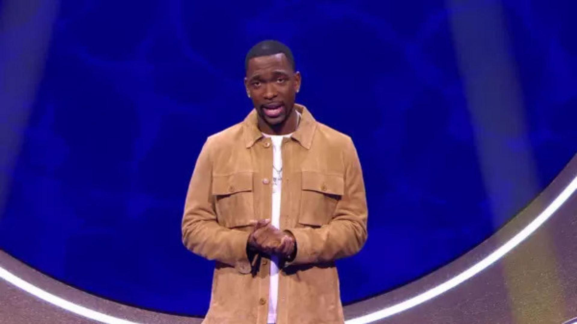 Jay Pharoah - Host of The Quiz with Balls | Image via Hulu