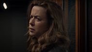 Eve Myles as DCI Jeanette Kilburn (Image via YouTube/Acorn TV)