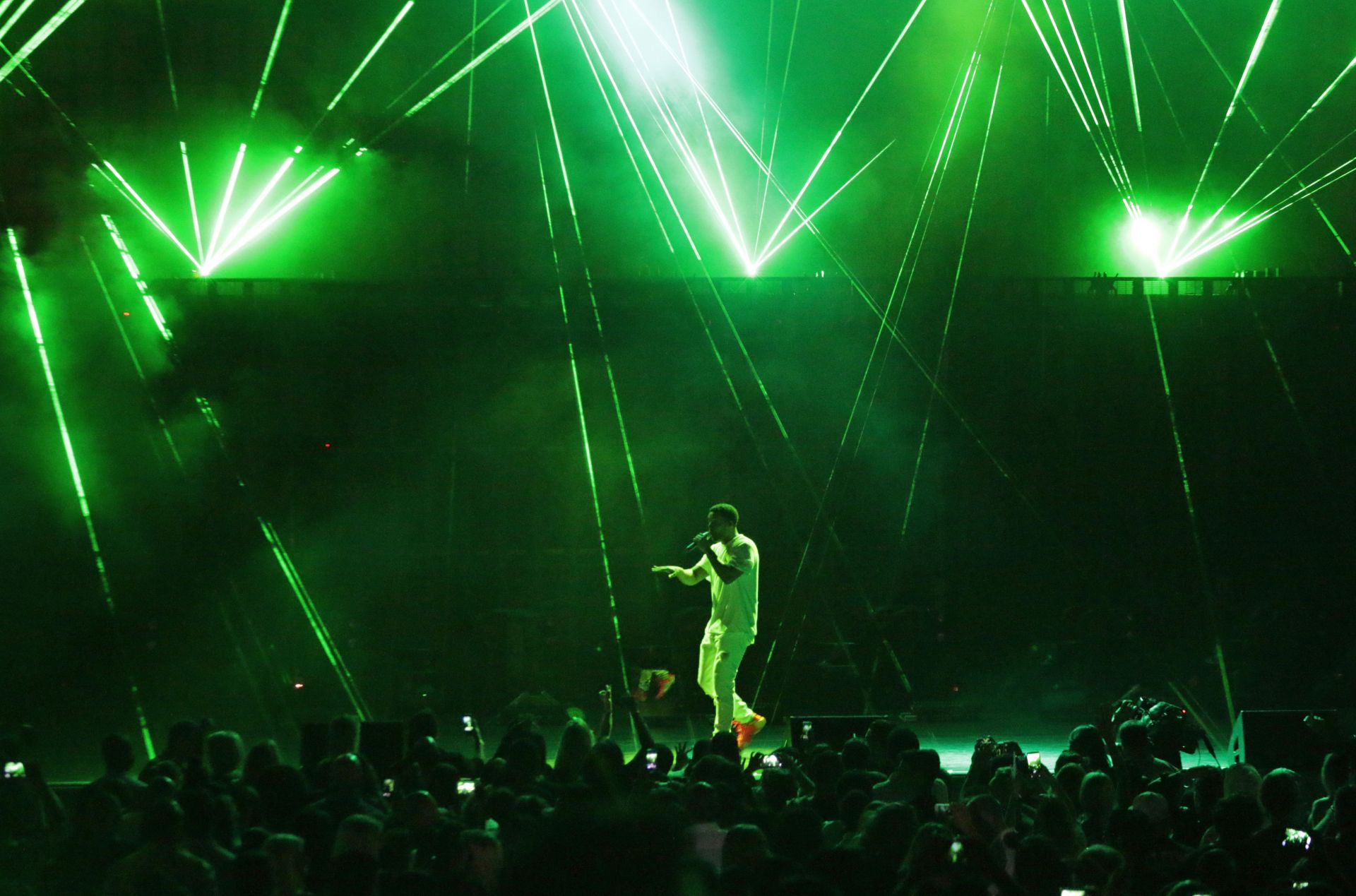 HOLLYWOOD, CA. SEP. 22, 2014. Drake in &quot;Drake Vs. Lil Wayne&quot; concert at Hollywood Bowl in Hollywood  - Source: Getty