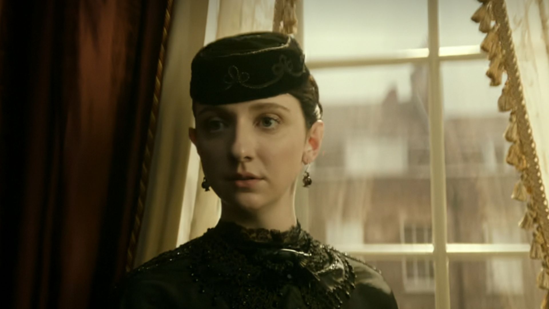 Emily Fairn as Anne Guinness in House of Guinness. (Image Via: Netflix)