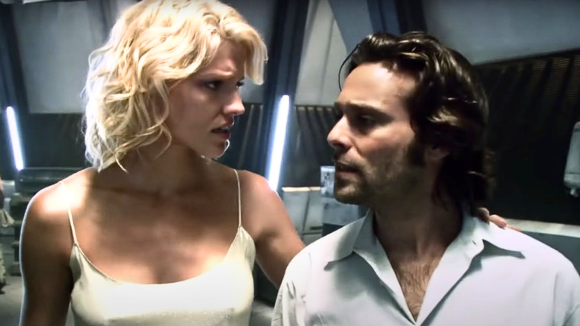 A still from Battlestar Galactica (Image via Prime Video)