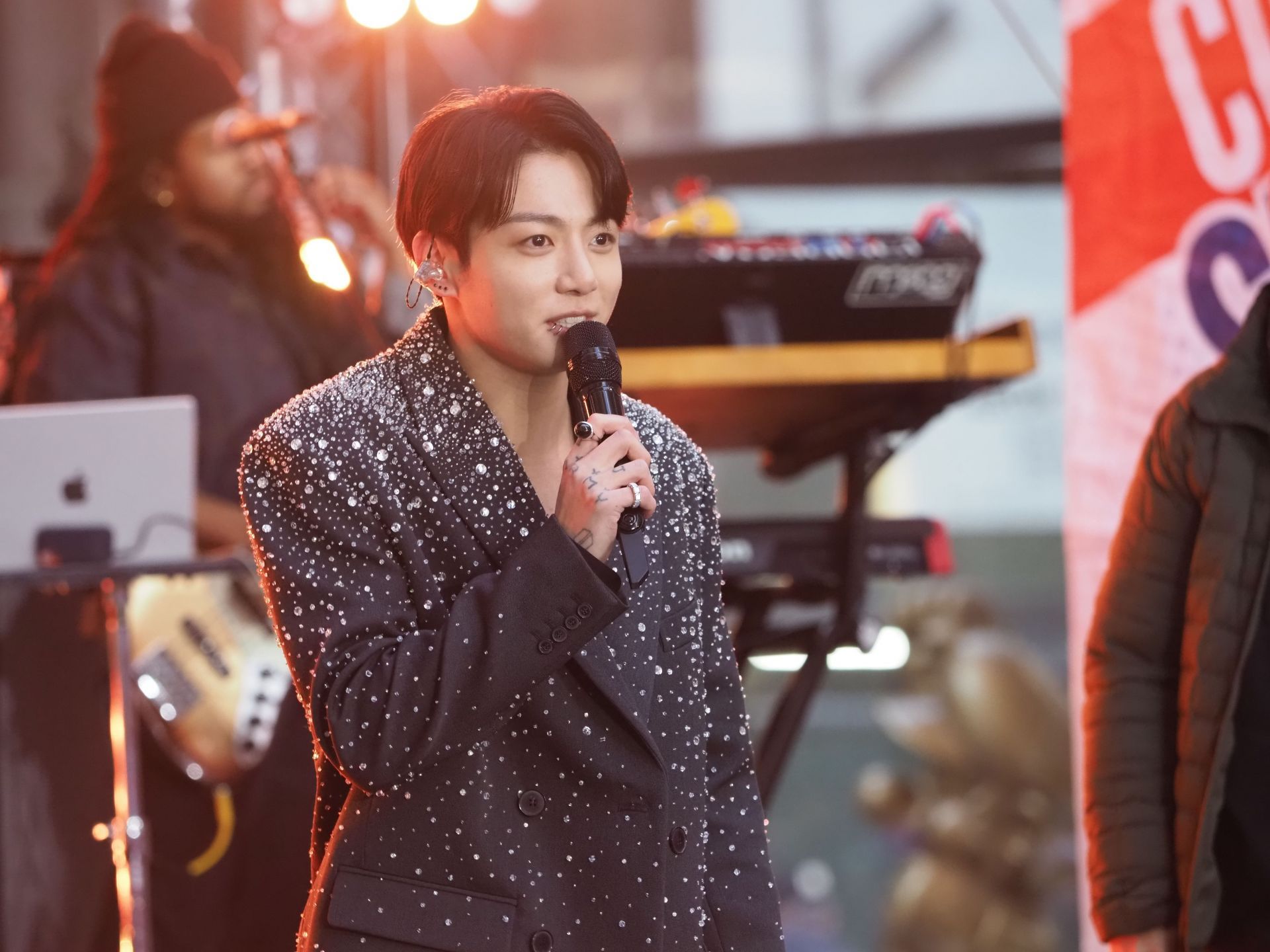 Jungkook Performs On NBC