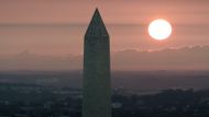 A shot of the Washington Monument. (Image via Netflix)