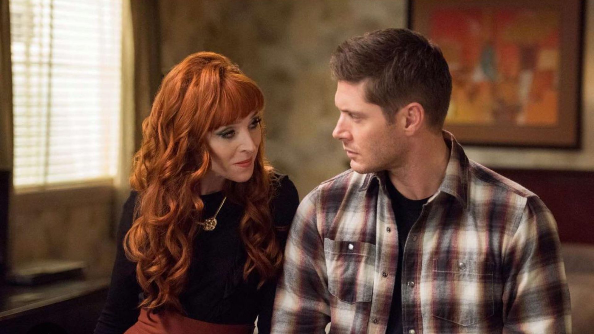 Rowena MacLeod with Winchester (Image via CW)
