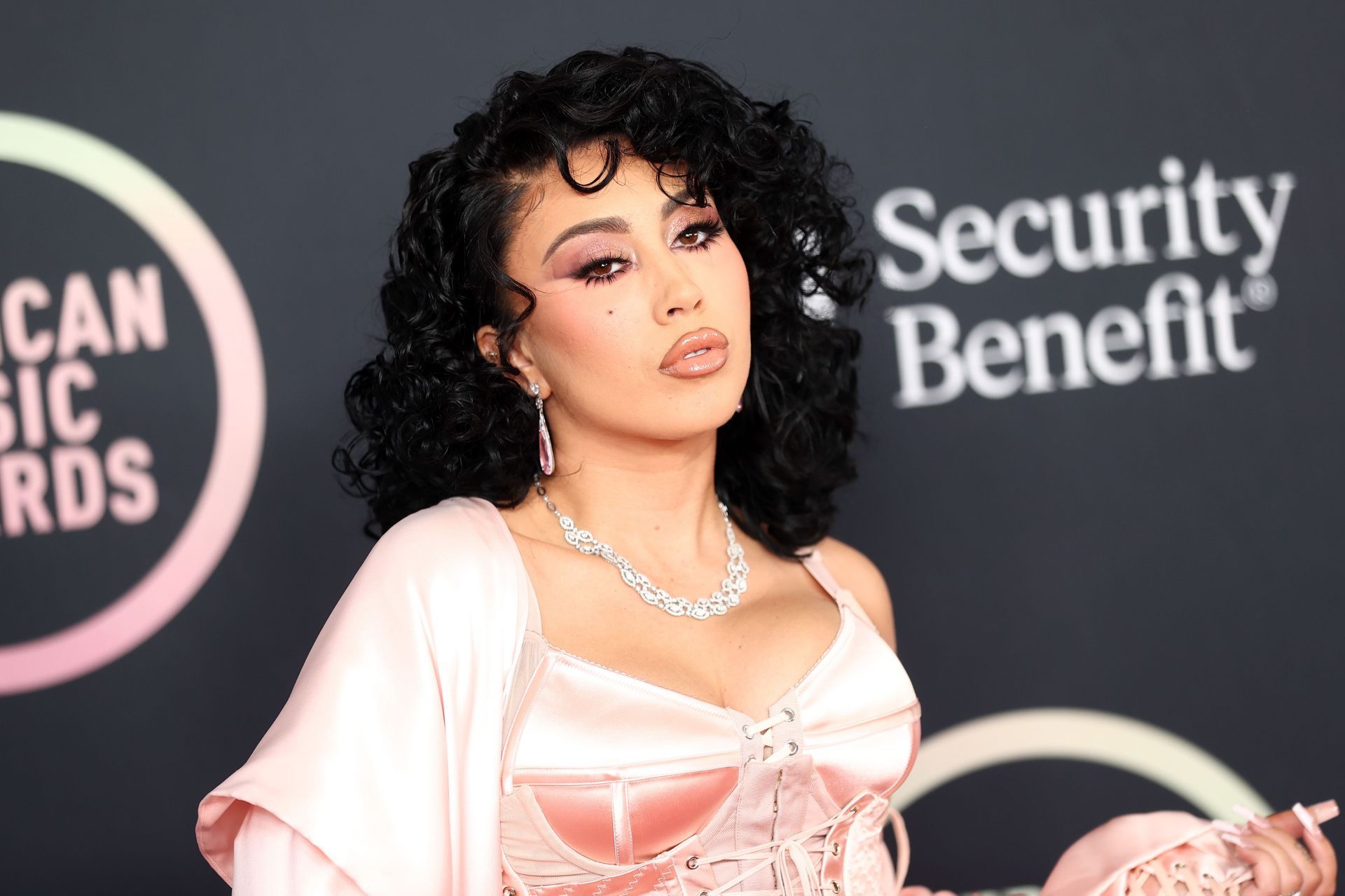 2021 American Music Awards - Arrivals - Source: Getty