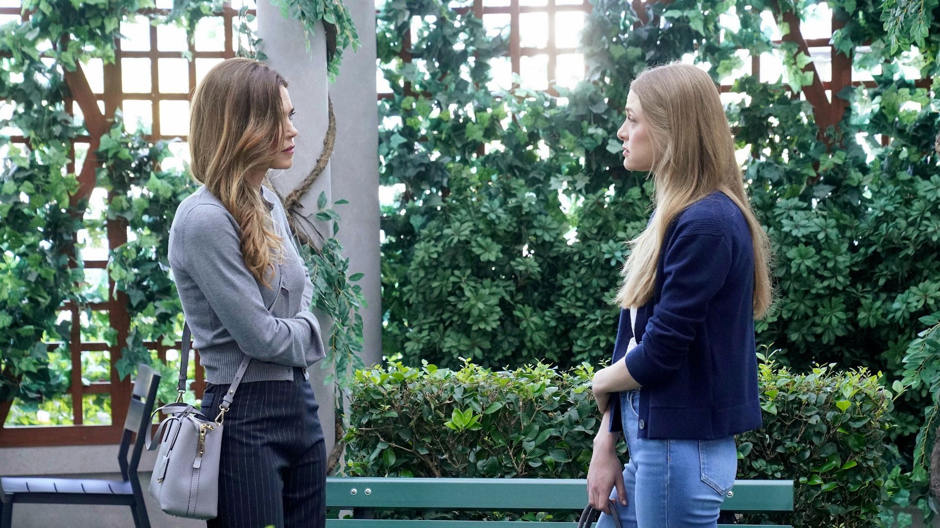 Victoria counsels Claire on The Young and the Restless | Image: JPI