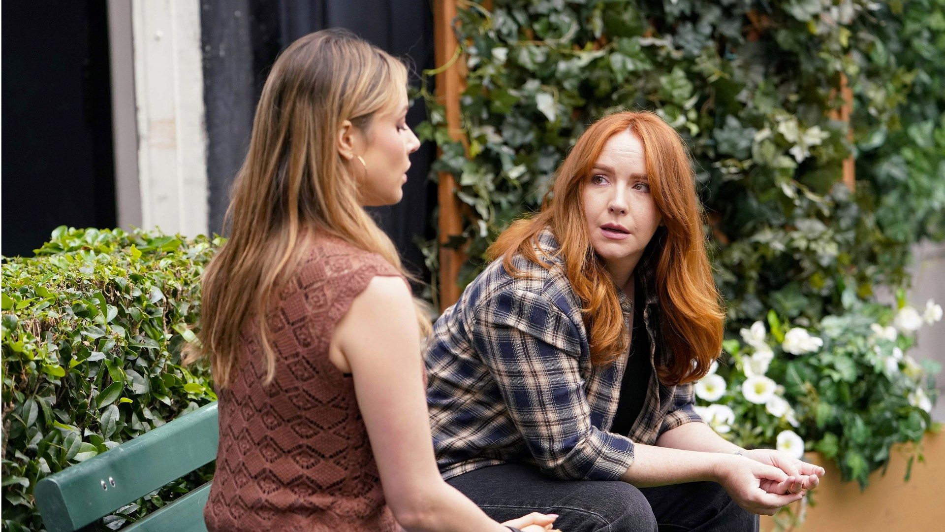 Mariah (Camryn Grimes) may finally tell Tessa (Cait Fairbanks) the truth on The Young and the Restless | Image: JPI