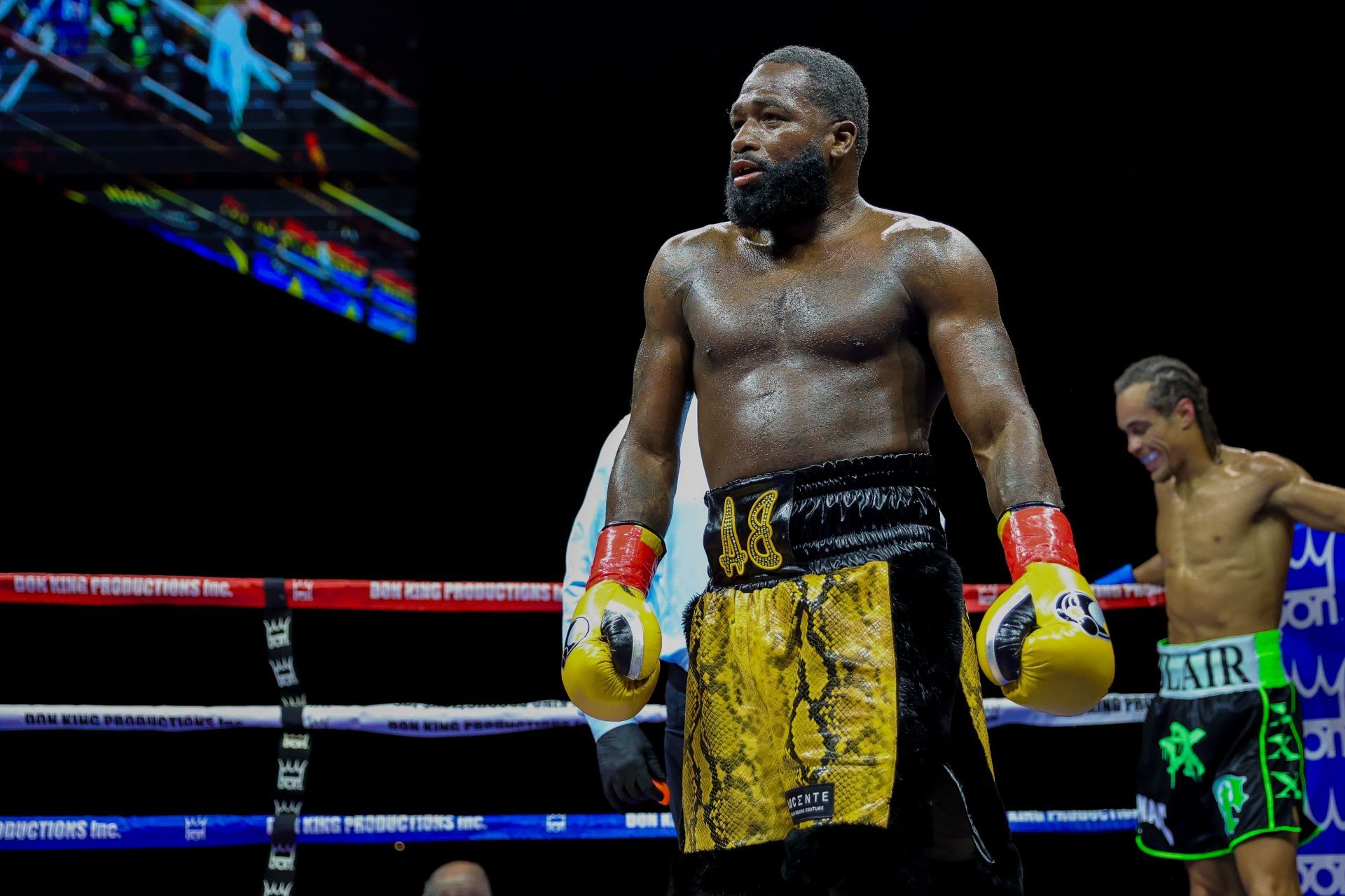 Adrien Broner v Blair Cobbs - Source: Getty