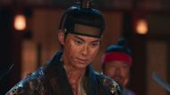 Lee-heon returns after the revolt ends (Image via Netflix)