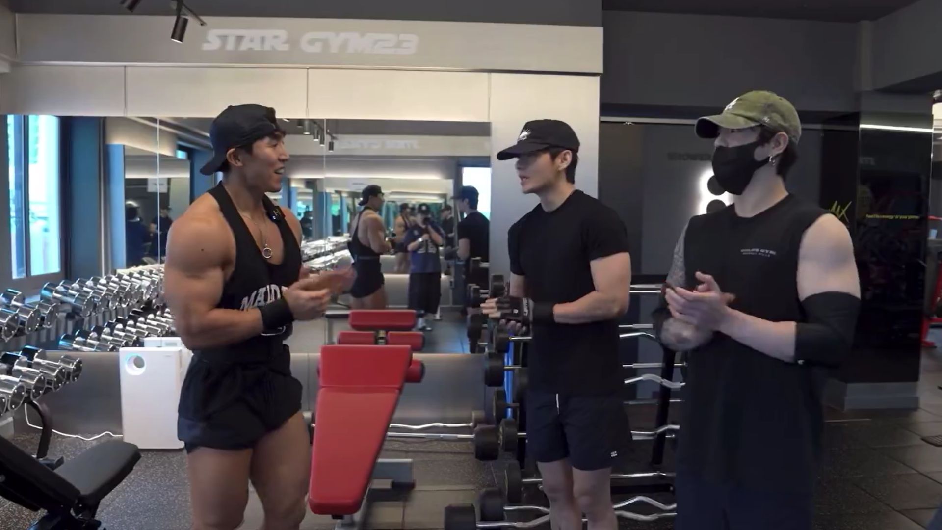 BTS&rsquo; Taehyung and Jungkook make appearance in Hanjin Choi&rsquo;s gym vlog