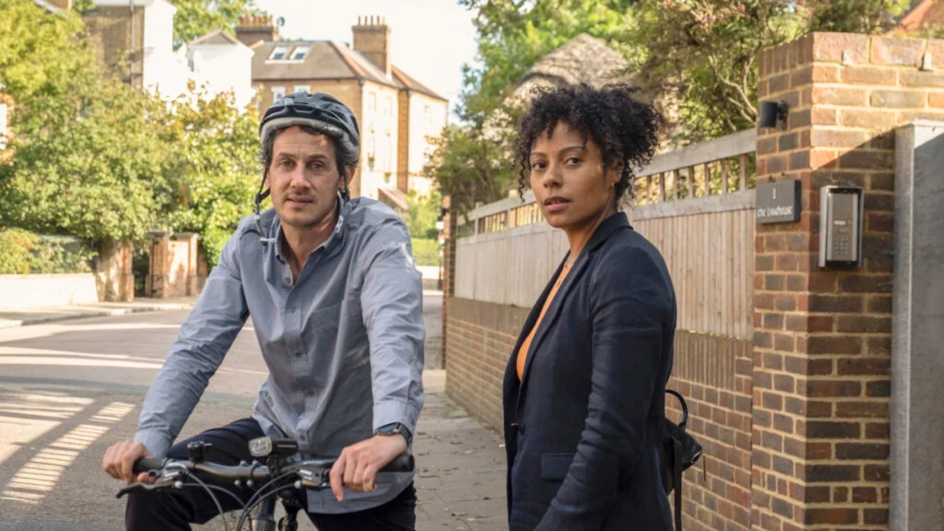 Dustin Demri-Burns as Min Harper (Left) in Slow Horses | Image via Apple TV