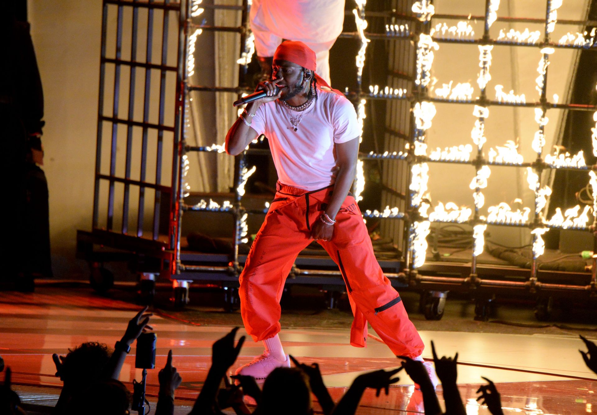 2017 MTV Video Music Awards - Roaming Show - Source: Getty