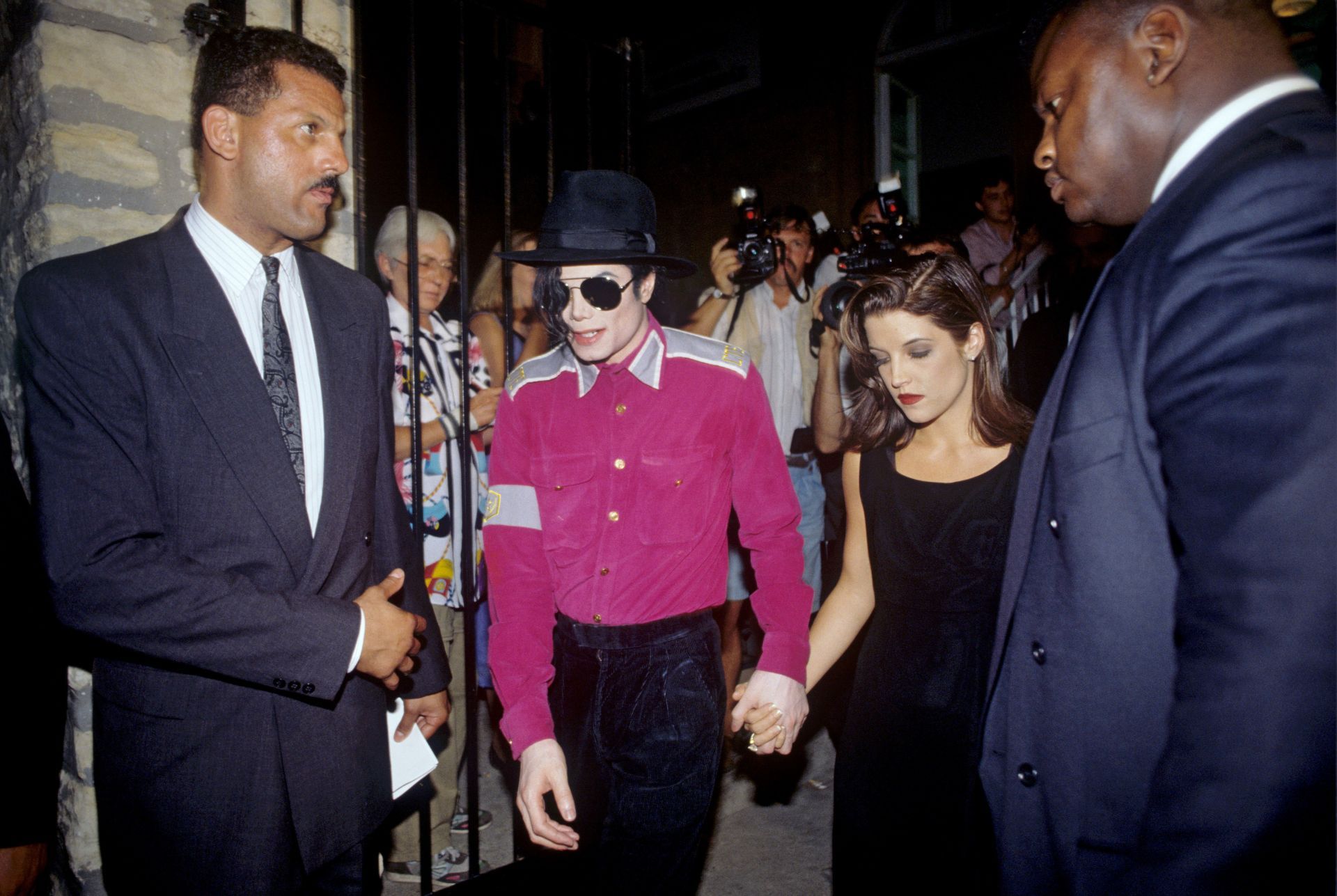 v.l. Michael Jackson, Lisa Marie Presley - Source: Getty