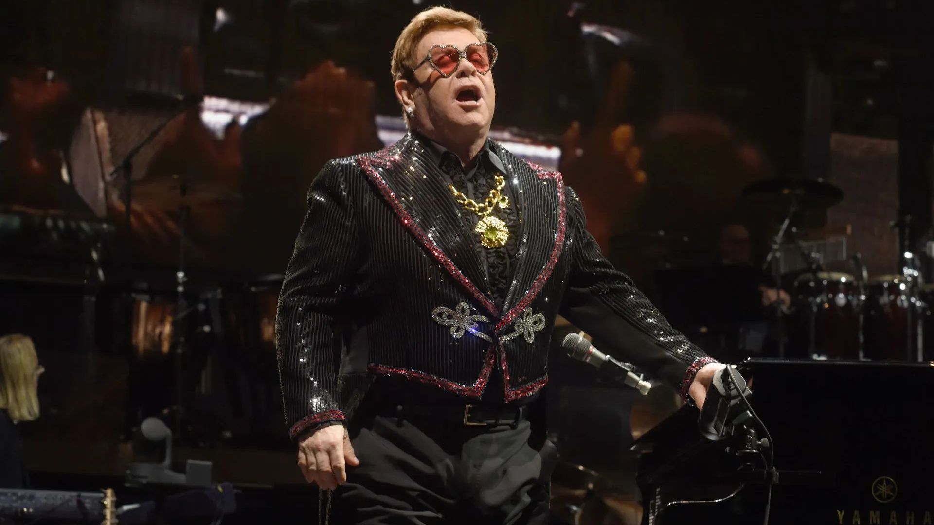 Elton John uses body parts for jewelry (Getty via Soap Central CMS - Resized on Canva)