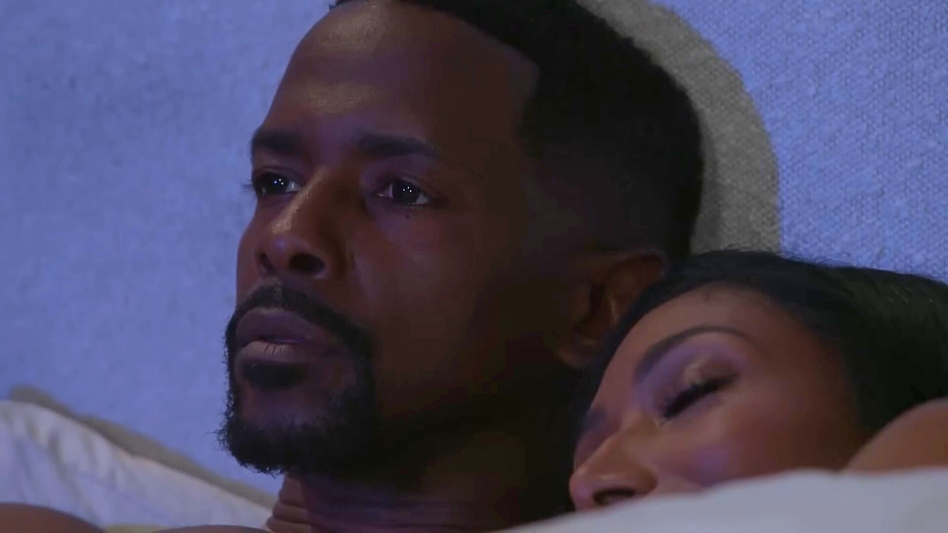 Beyond the Gates: Ted and Leslie share more than just a nightcap | Image: CBS