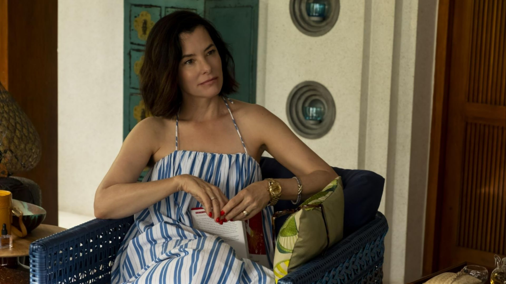 Parker Posey in The White Lotus (Image via HBO)
