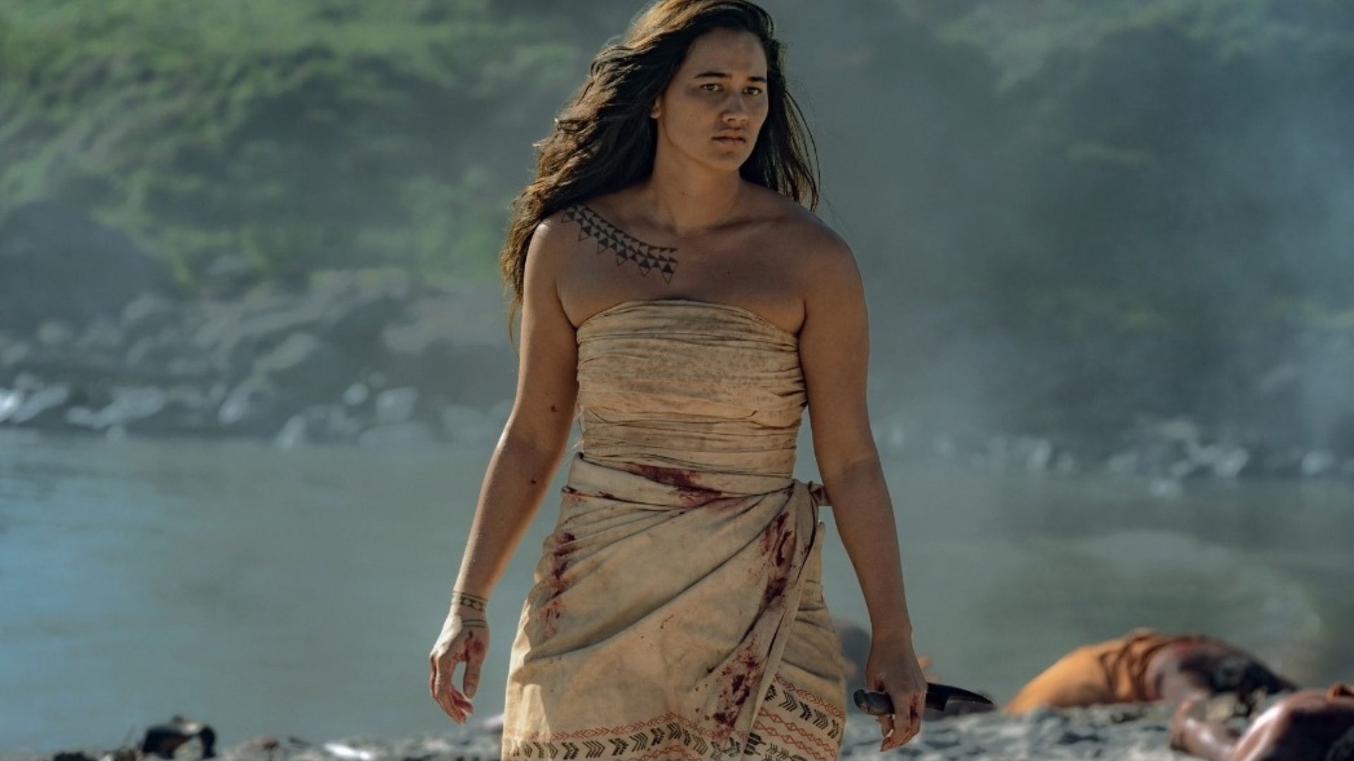 Kupouhi tells Kamehameha to join hands with Ka&#039;iana (Image Via AppleTV+)