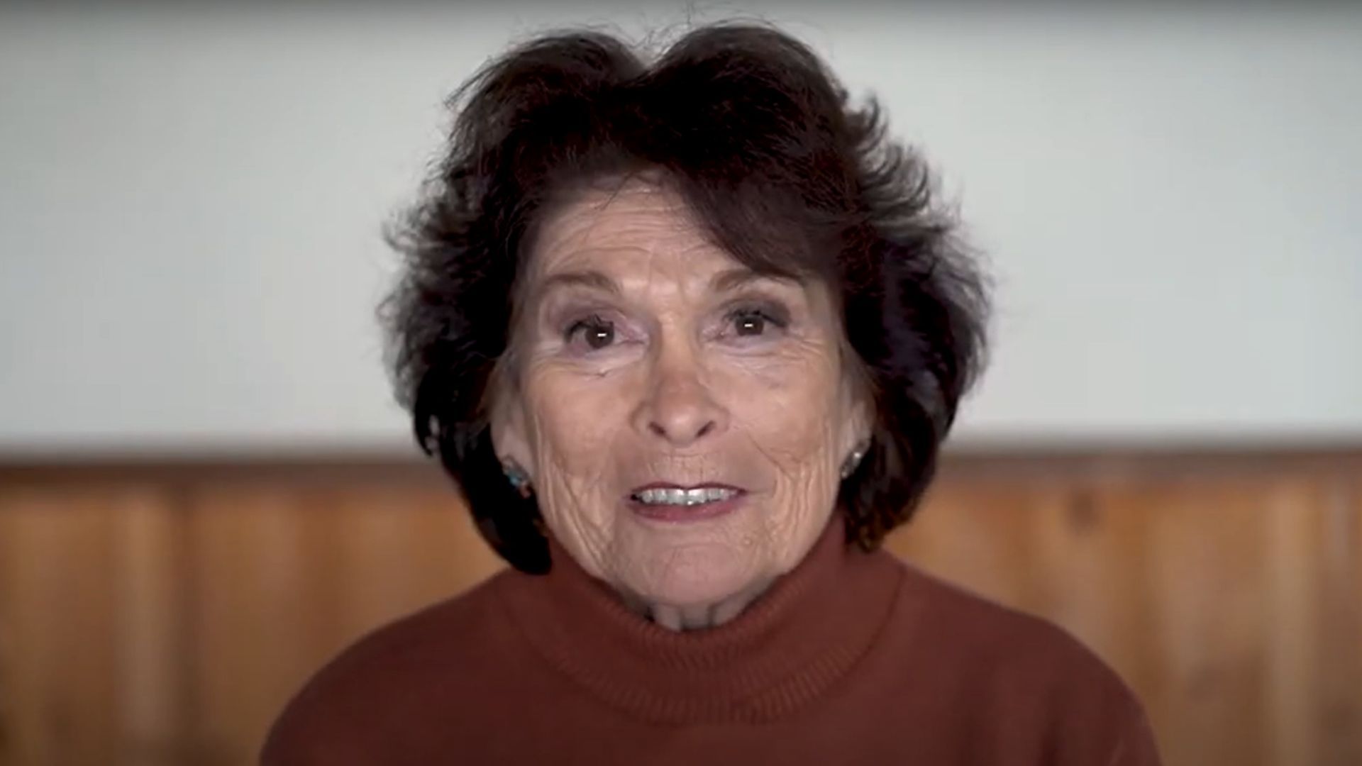 Paula Shaw dies at 84. (Image via YouTube/@ Jens Wazel Photography)