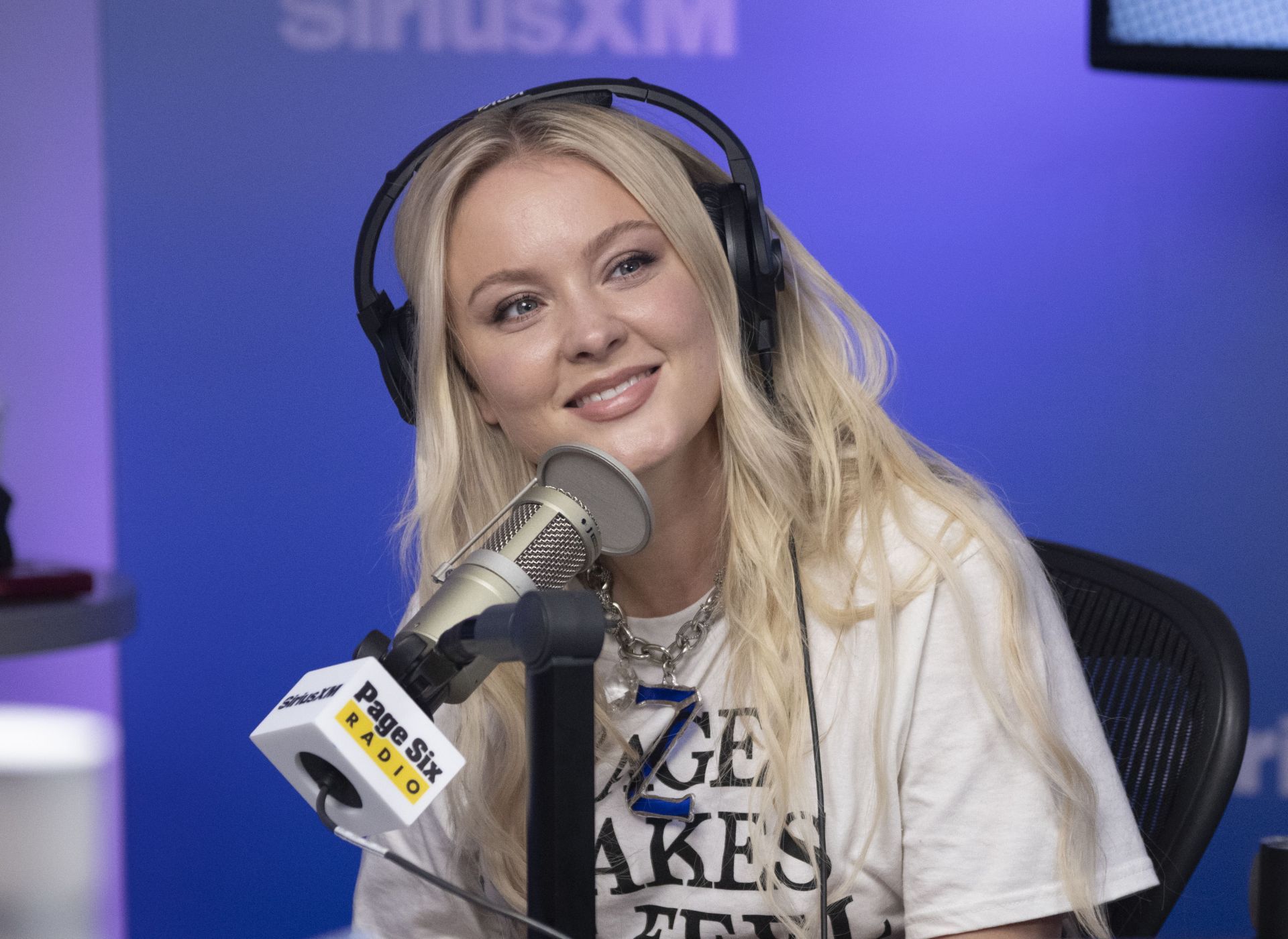 Celebrities Visit SiriusXM - April 22, 2025 - Source: Getty