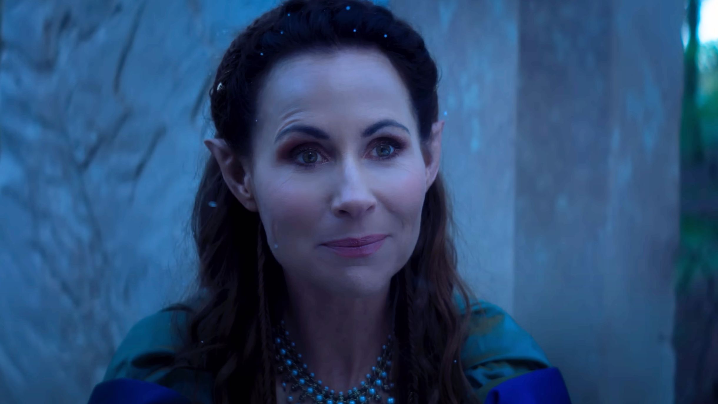 Minnie Driver starred as Seancha&iacute; in Blood Origin (Image via YouTube/Netflix)