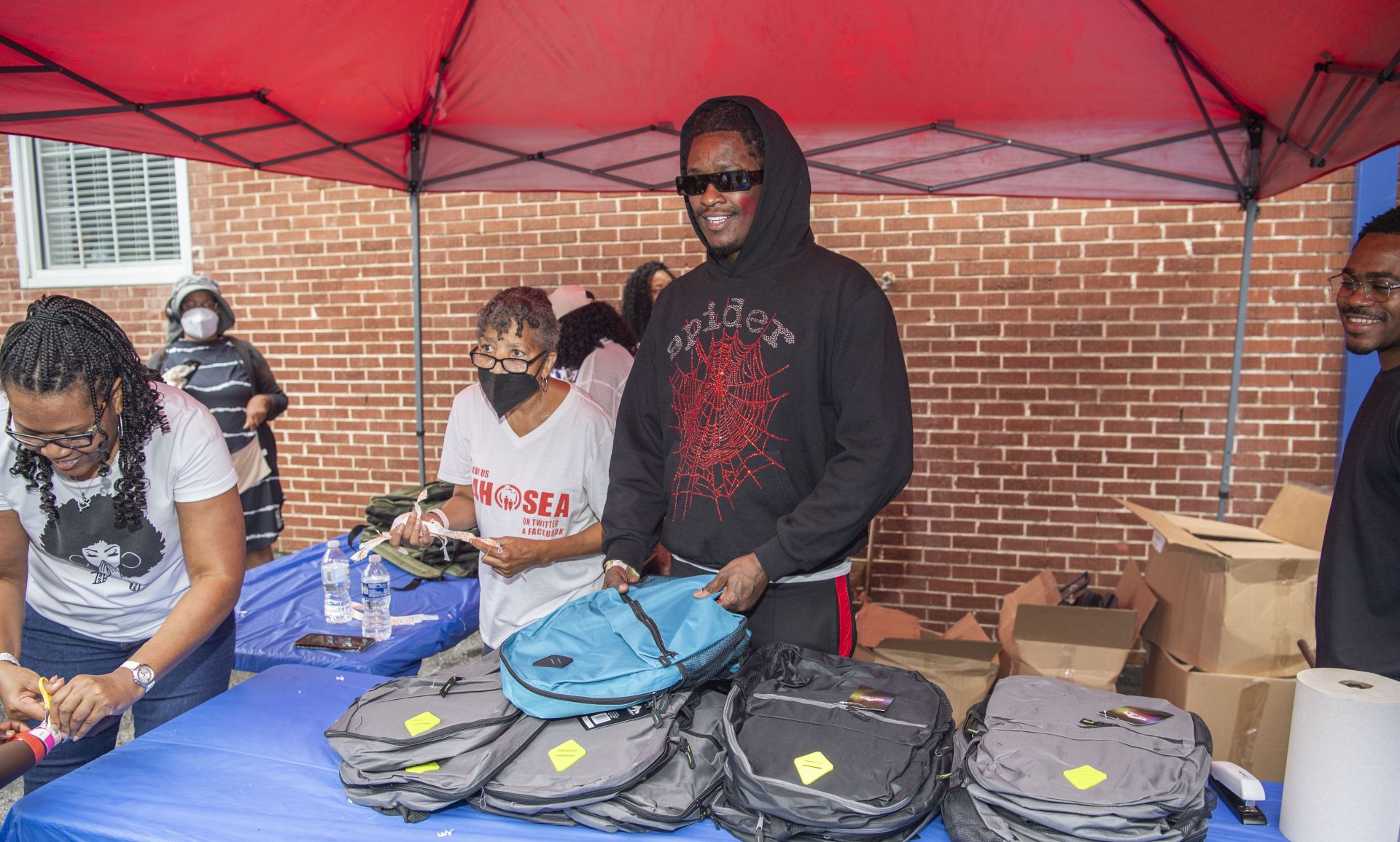 Young Thug Makes Surprise Appearance At Back-to-School Event - Source: Getty