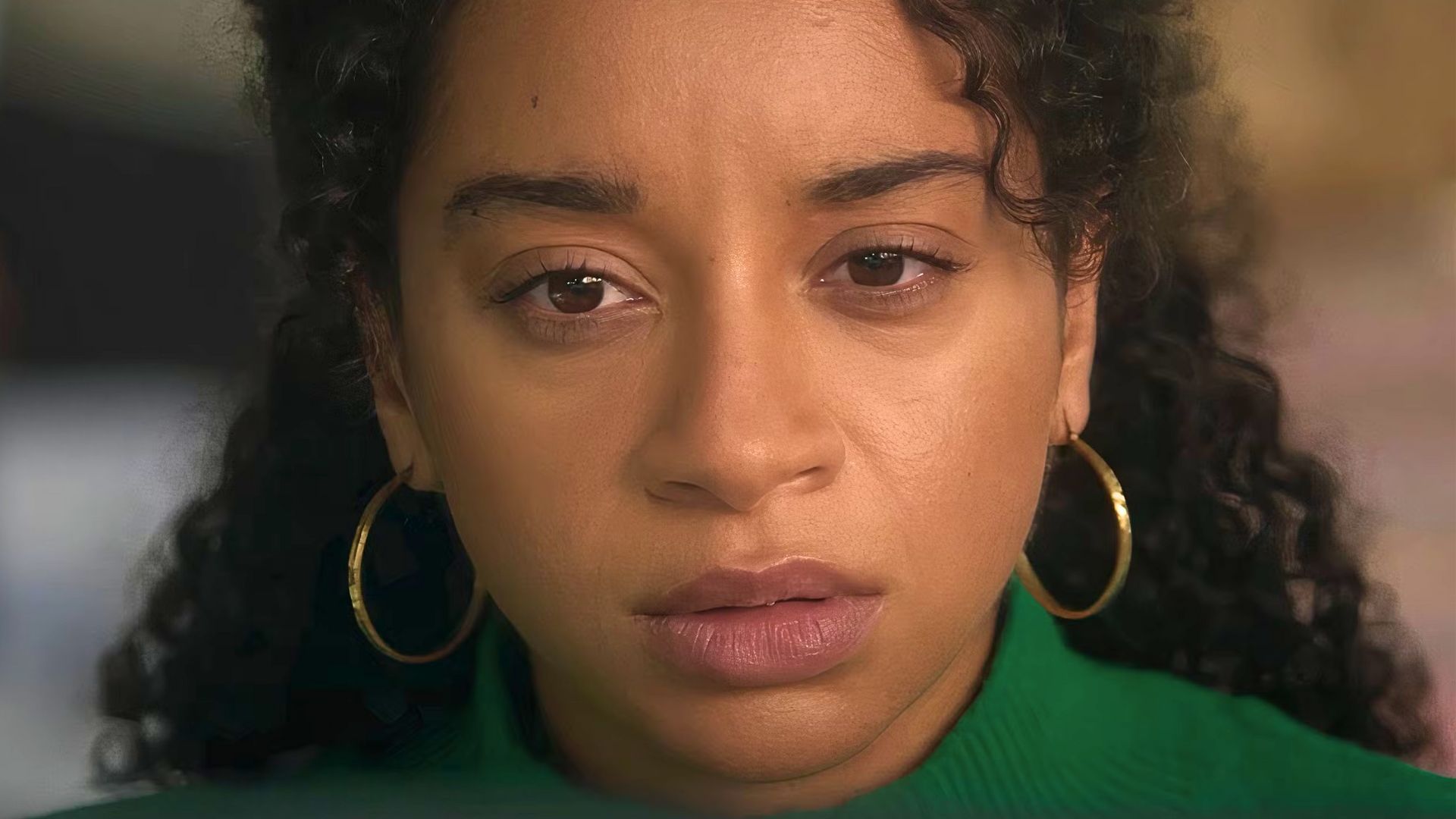 Siena Kelly in Black Mirror Season 7&rsquo;s &ldquo;B&ecirc;te Noire&rdquo; episode, where reality bends at the push of a button (Image via Netflix)
