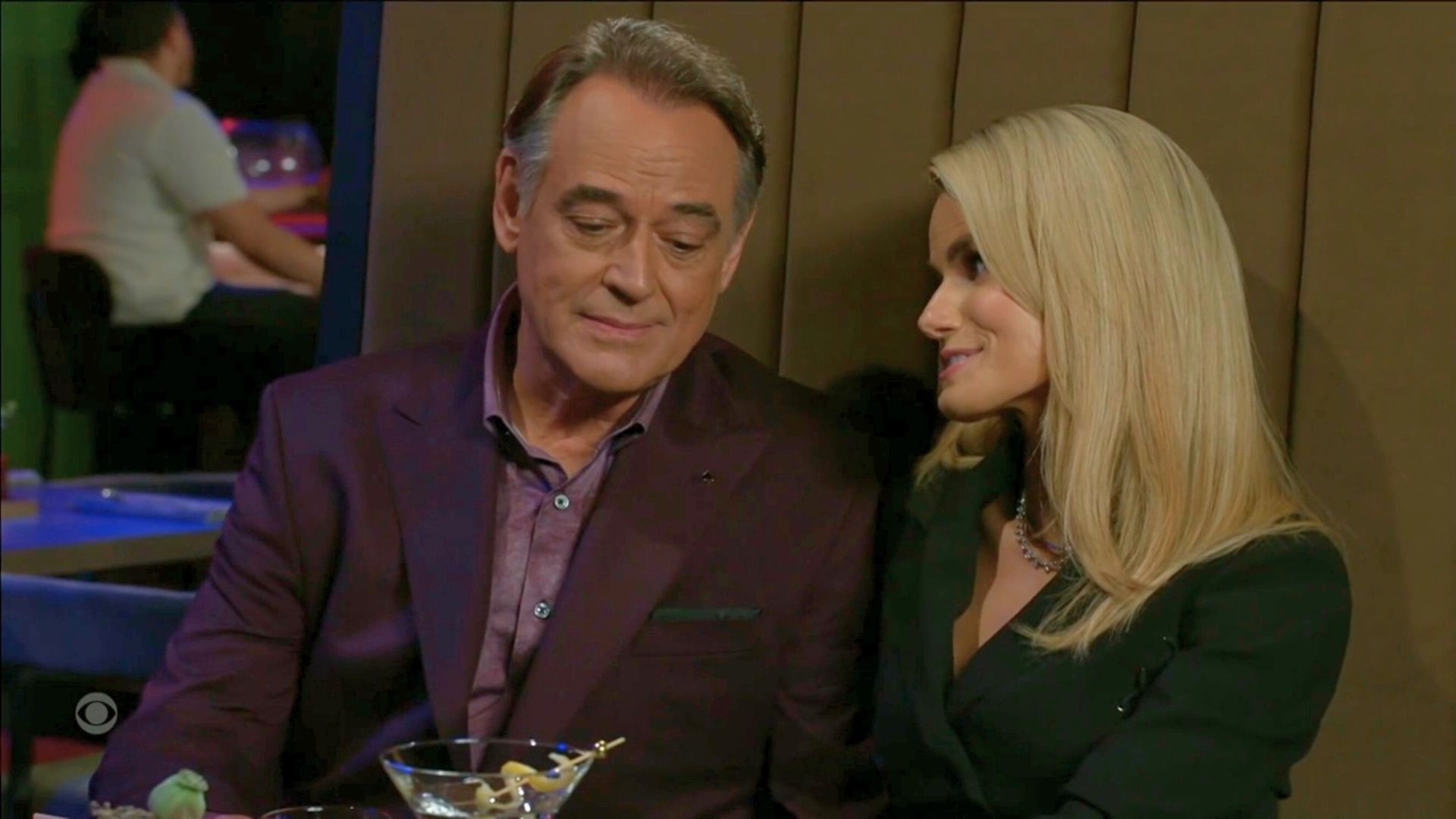 Beyond the Gates: Joey and Vanessa look very cozy at Uptown | Image: CBS