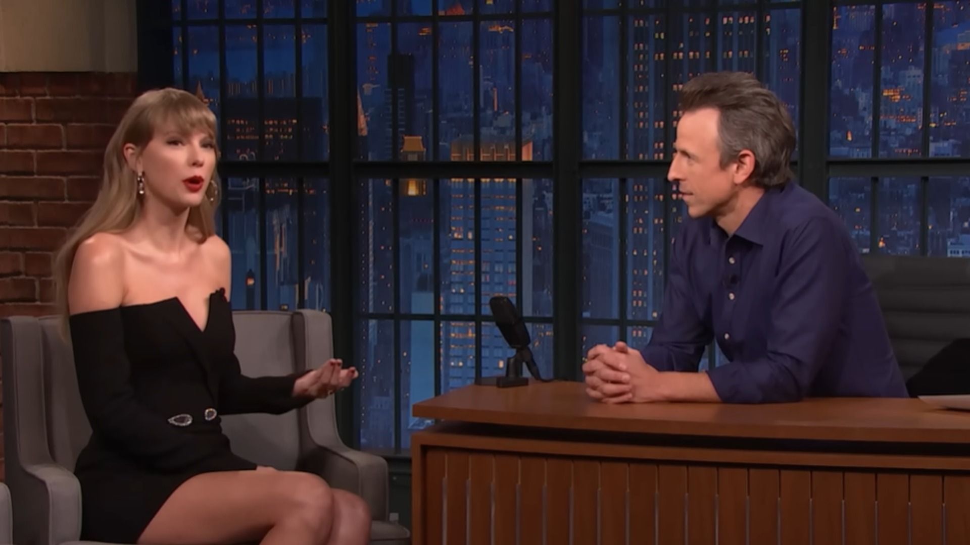 Taylor Swift on Late Night with Seth Meyers in 2021 (Image via YouTube/ Late Night with Seth Meyers)